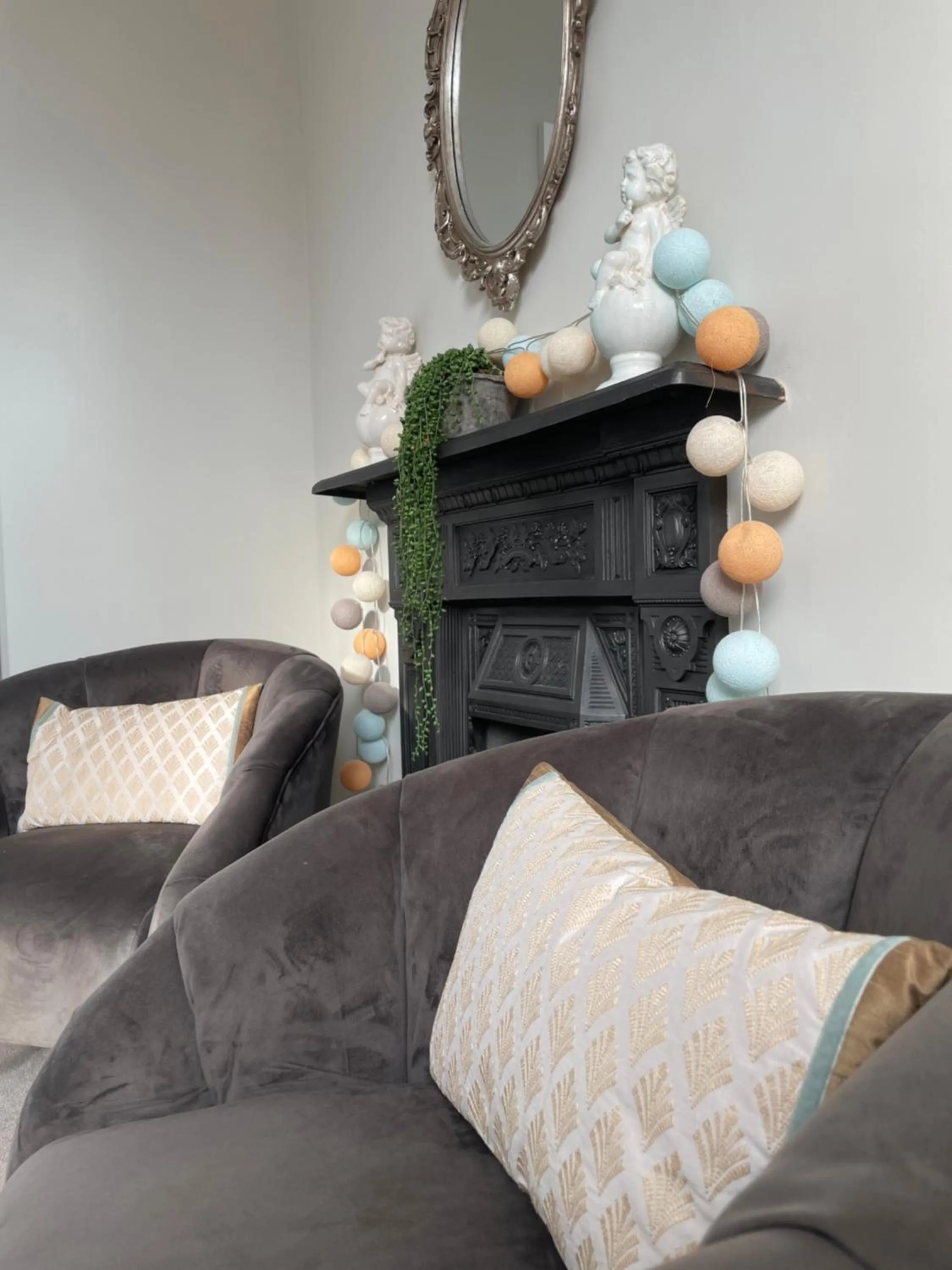 Seating area in The Cross Keys Sherborne