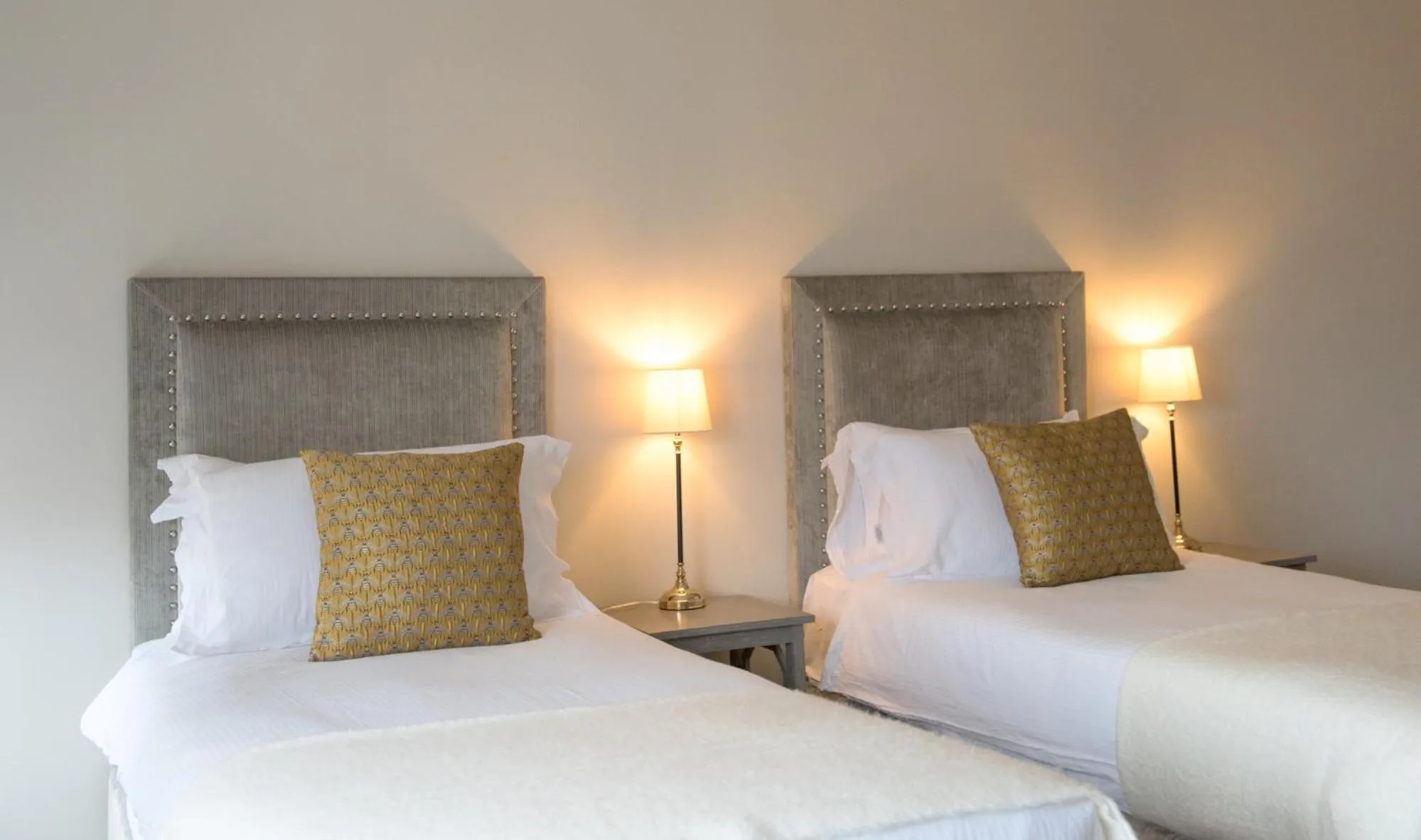 Bed in The Cross Keys Sherborne