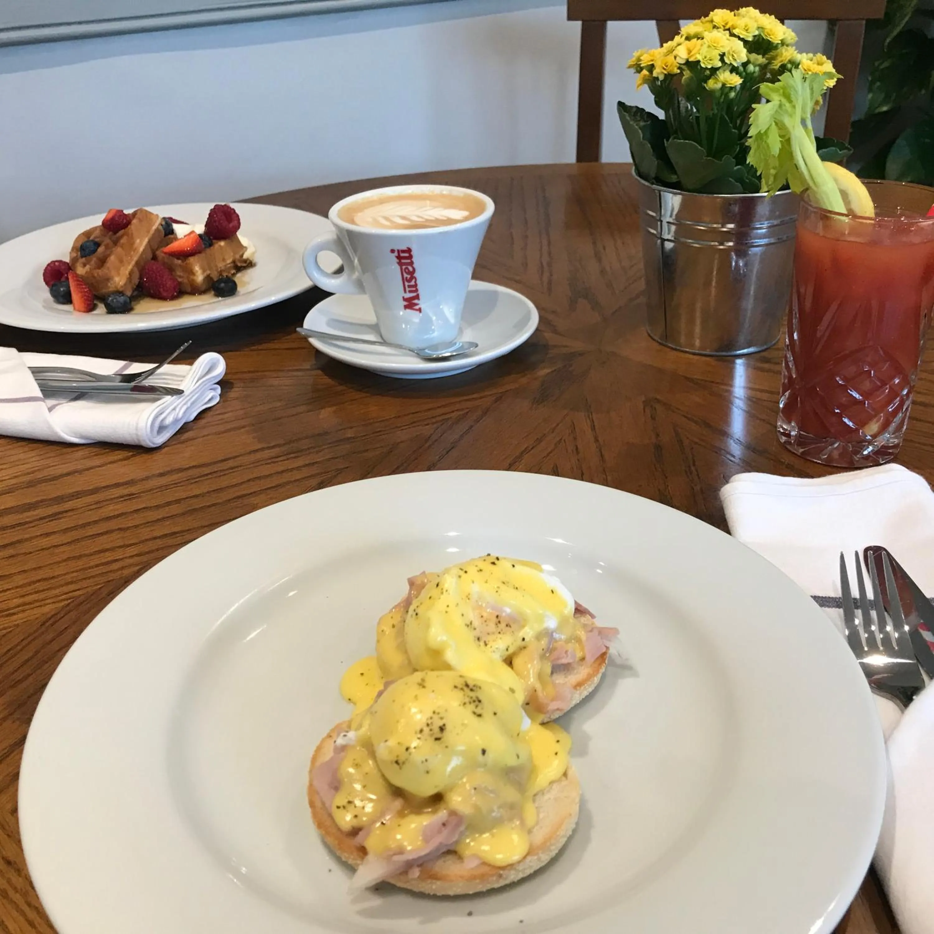 Breakfast in The Cross Keys Sherborne