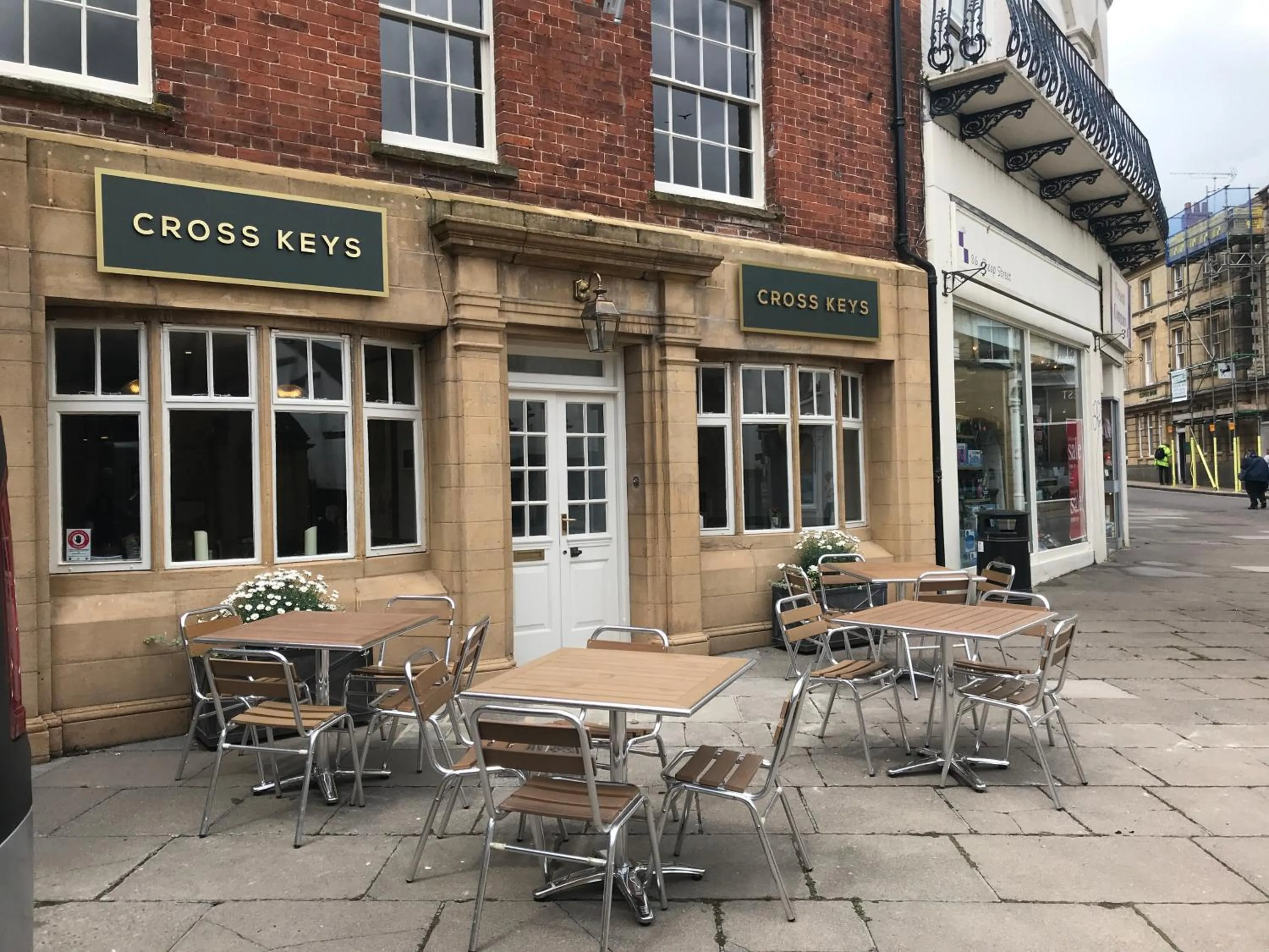 Facade/entrance in The Cross Keys Sherborne