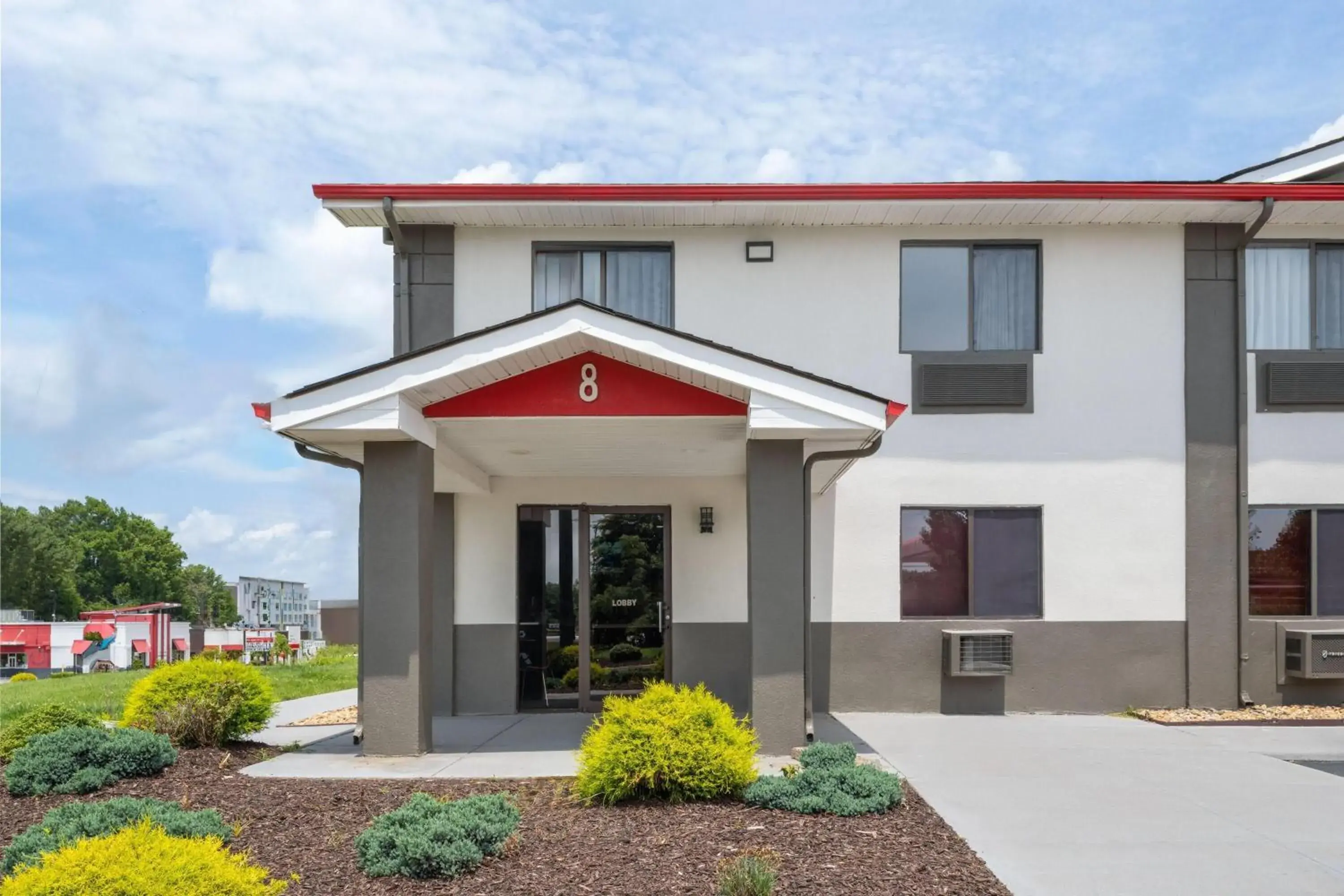 Property building in Super 8 by Wyndham Farmville Property building in Super 8 by Wyndham Farmville