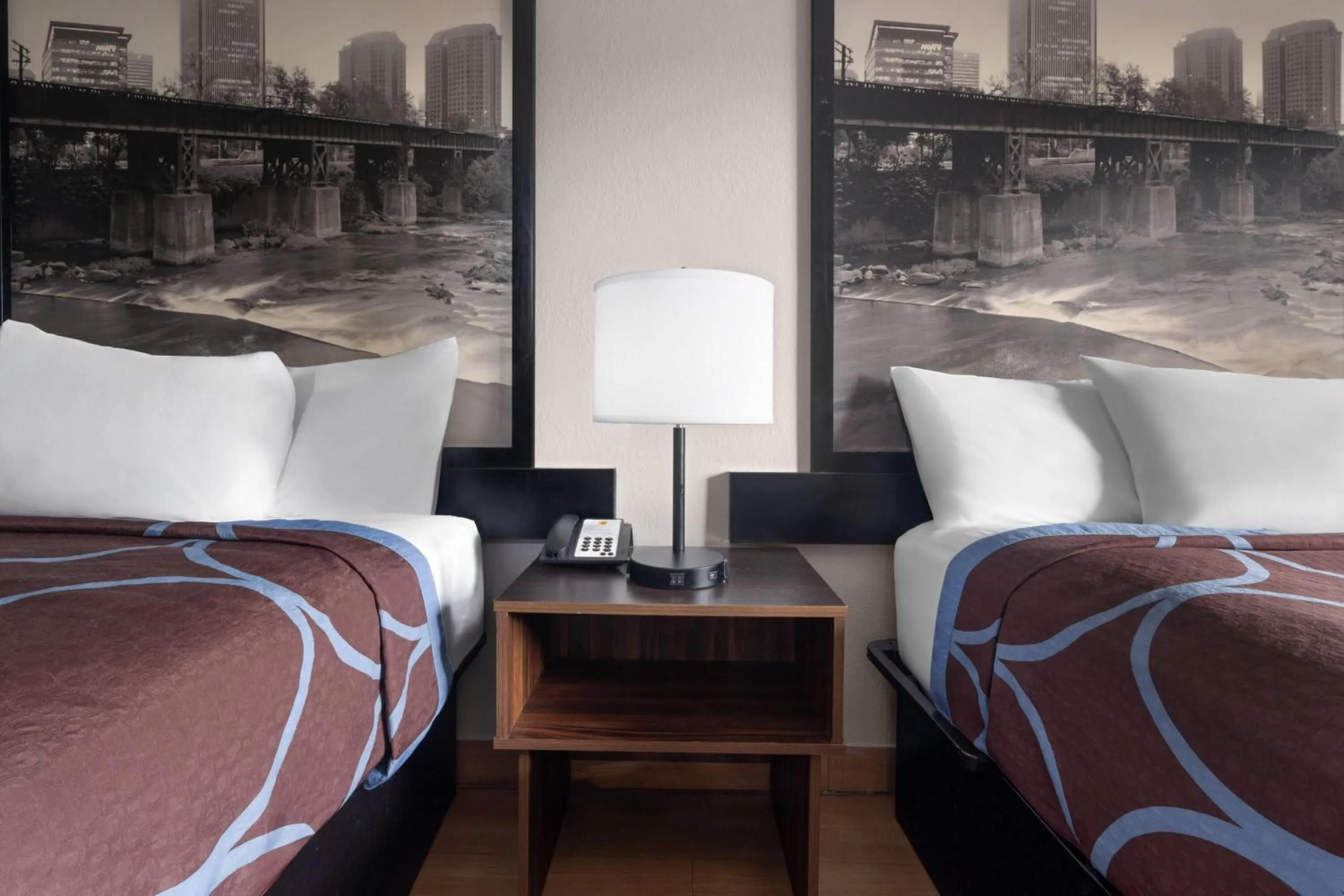 Photo of the whole room, Bed in Super 8 by Wyndham Farmville