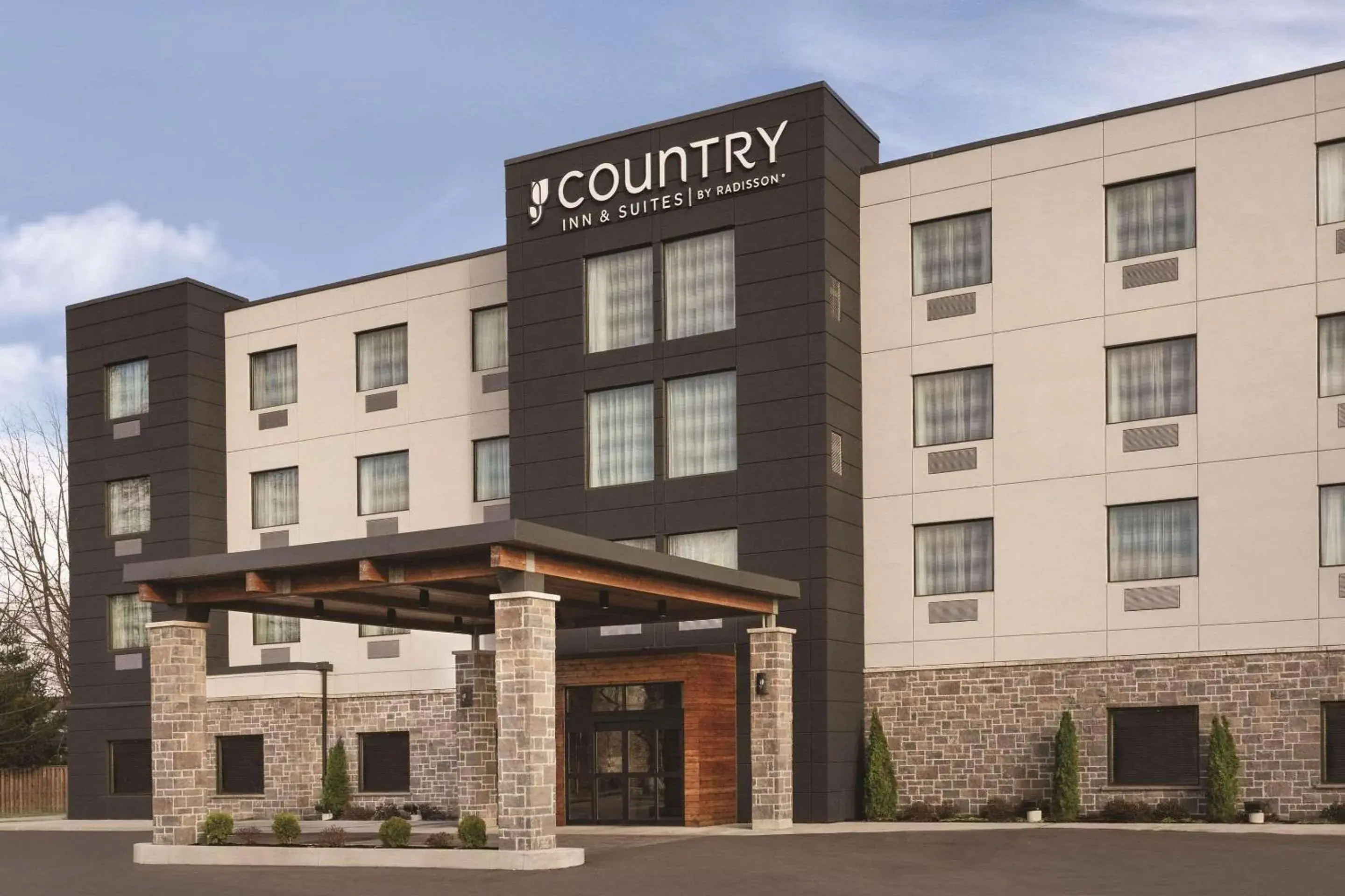 Property building in Country Inn & Suites by Radisson, Belleville, ON Property building in Country Inn & Suites by Radisson, Belleville, ON