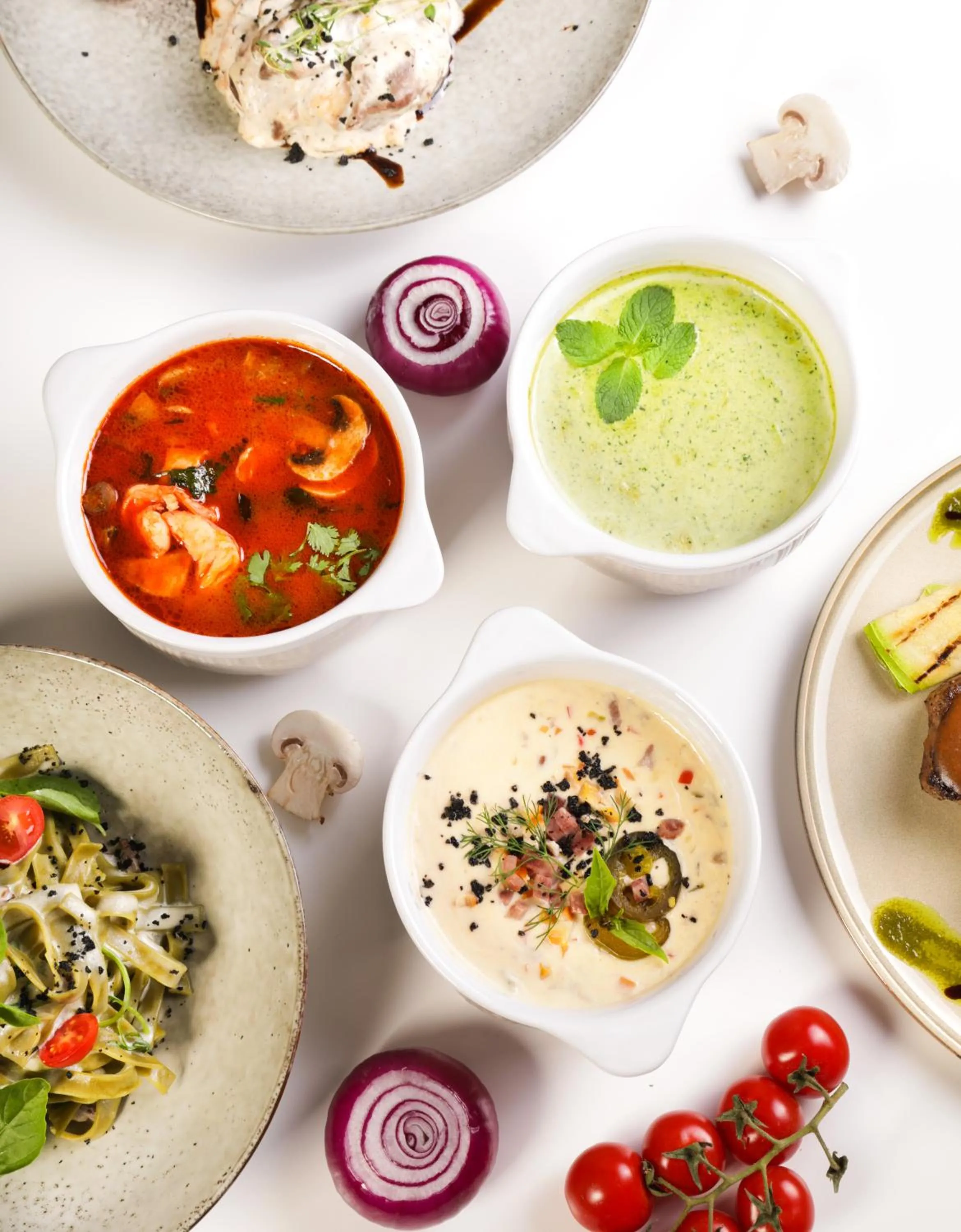 Food and drinks in Oasis Residence