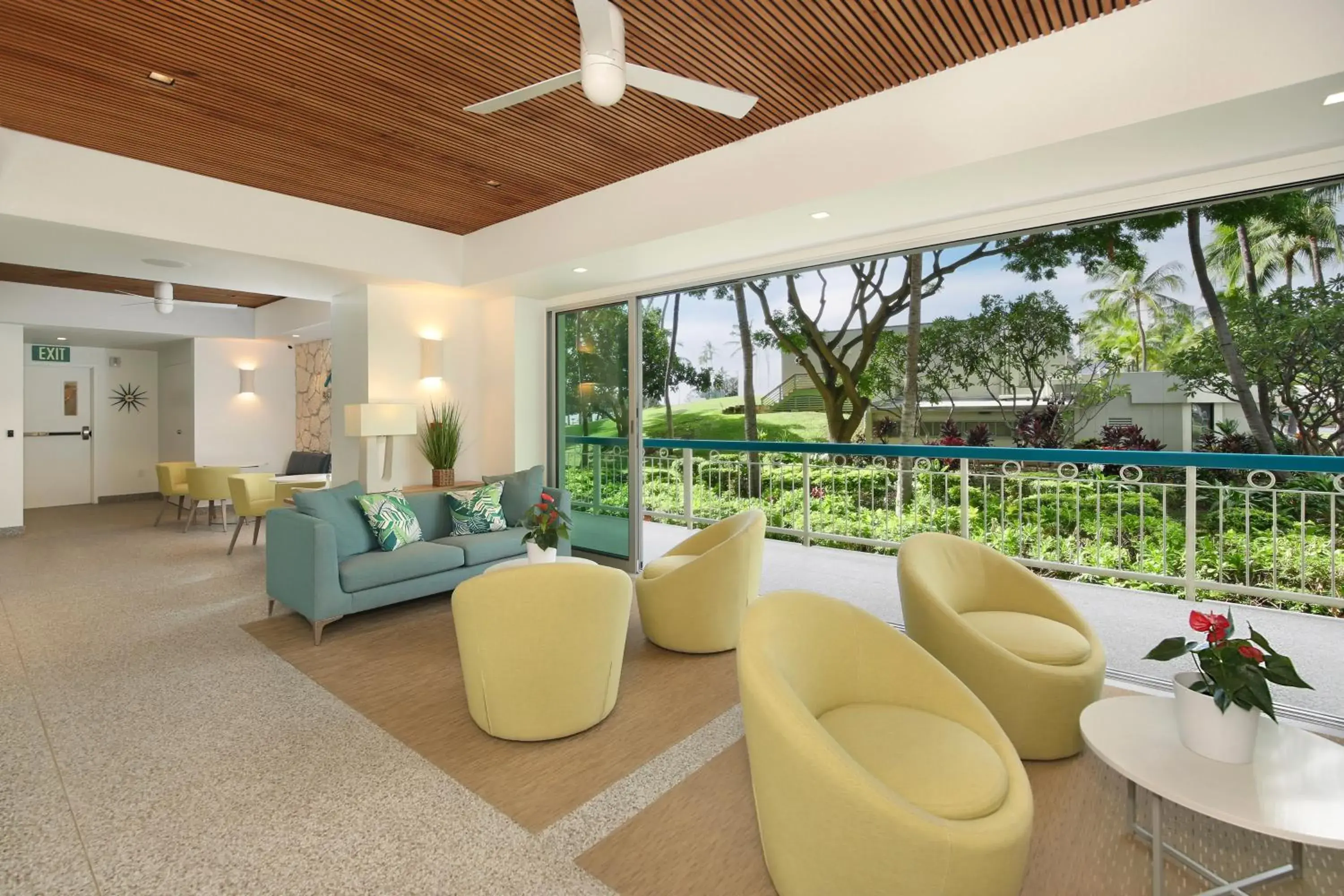 Lobby or reception in Waikiki Shore by OUTRIGGER Lobby or reception in Waikiki Shore by OUTRIGGER