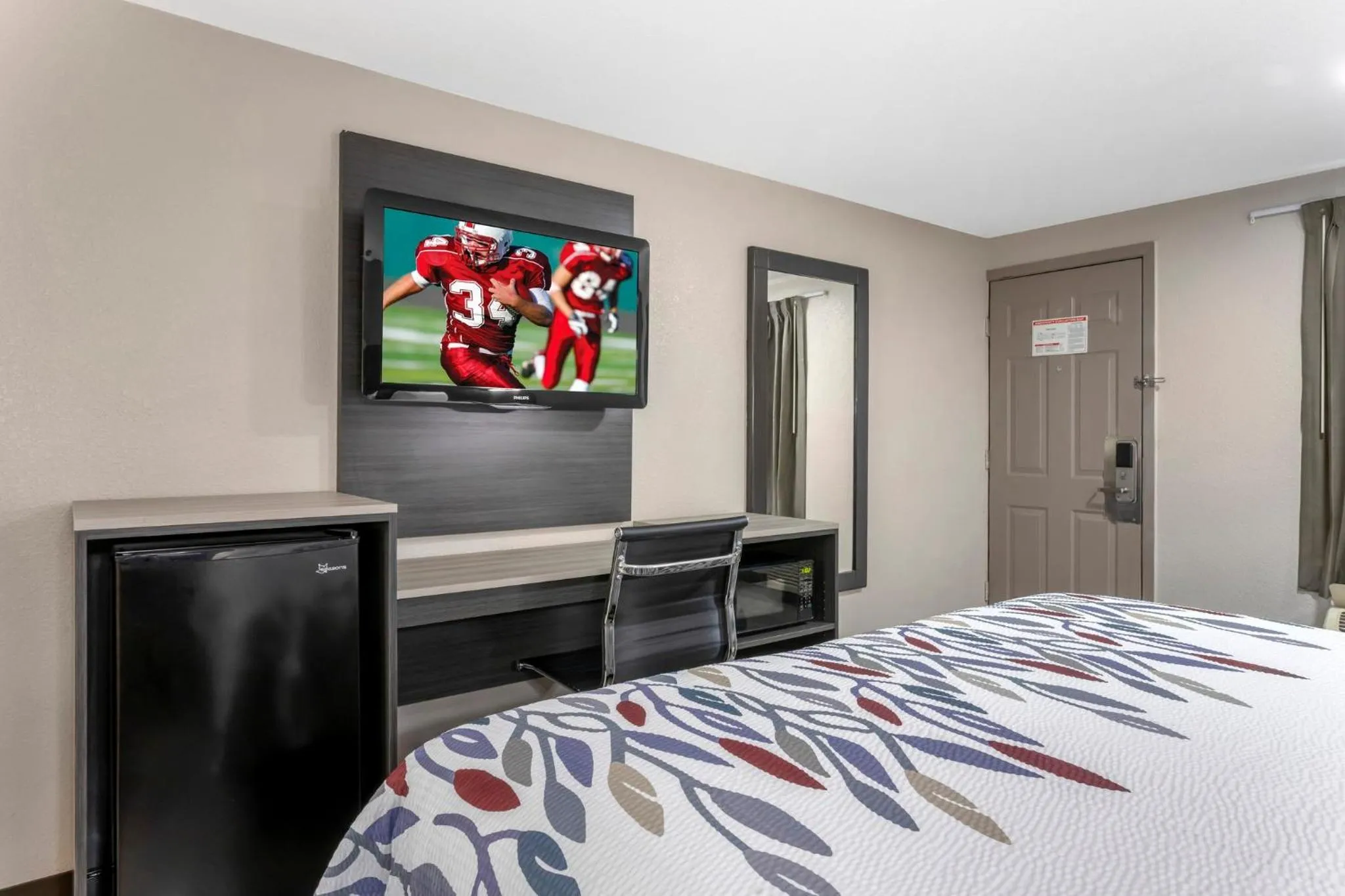 Bedroom, Bed in Red Roof Inn Hope