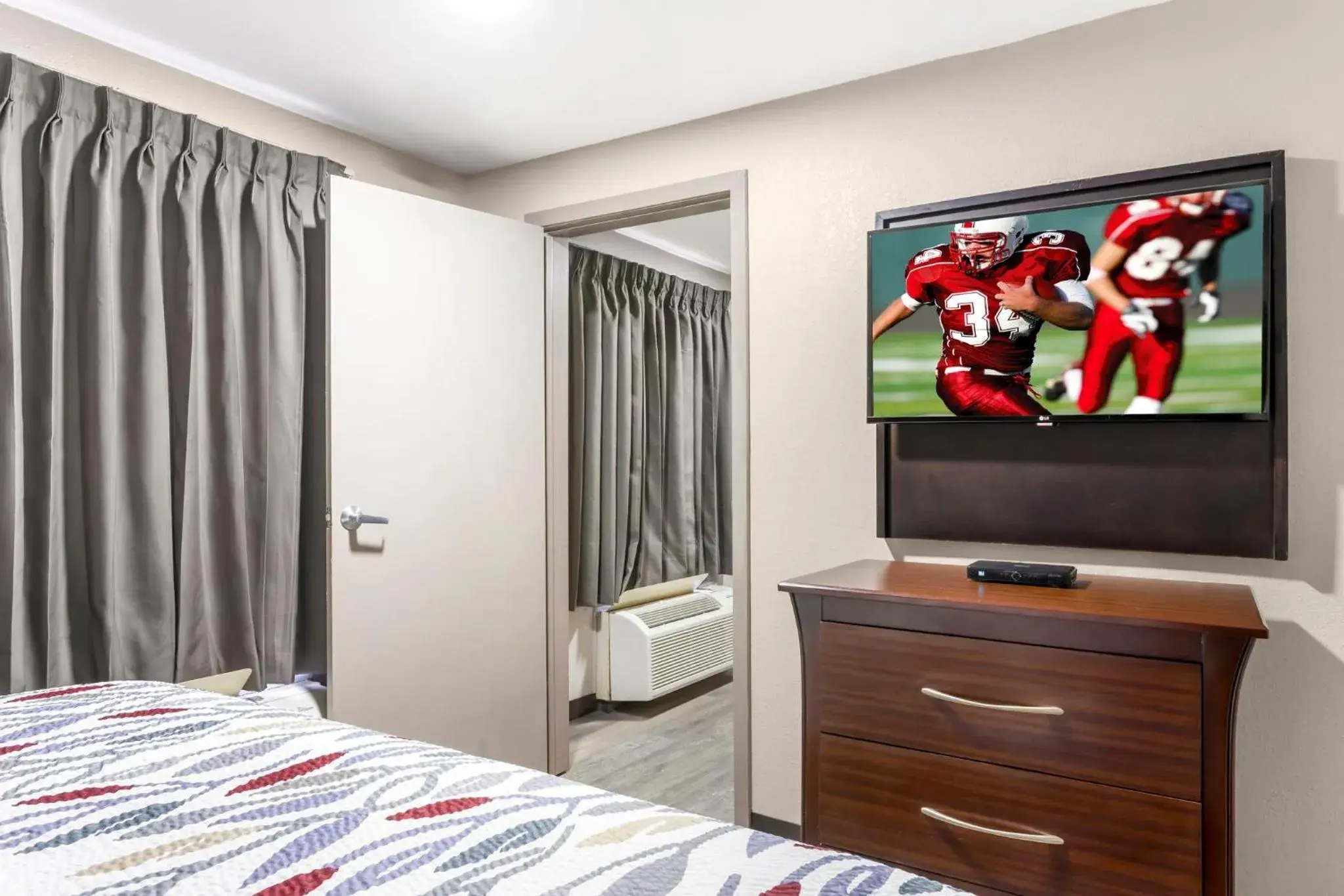 Bedroom, Bed in Red Roof Inn Hope Bedroom, Bed in Red Roof Inn Hope