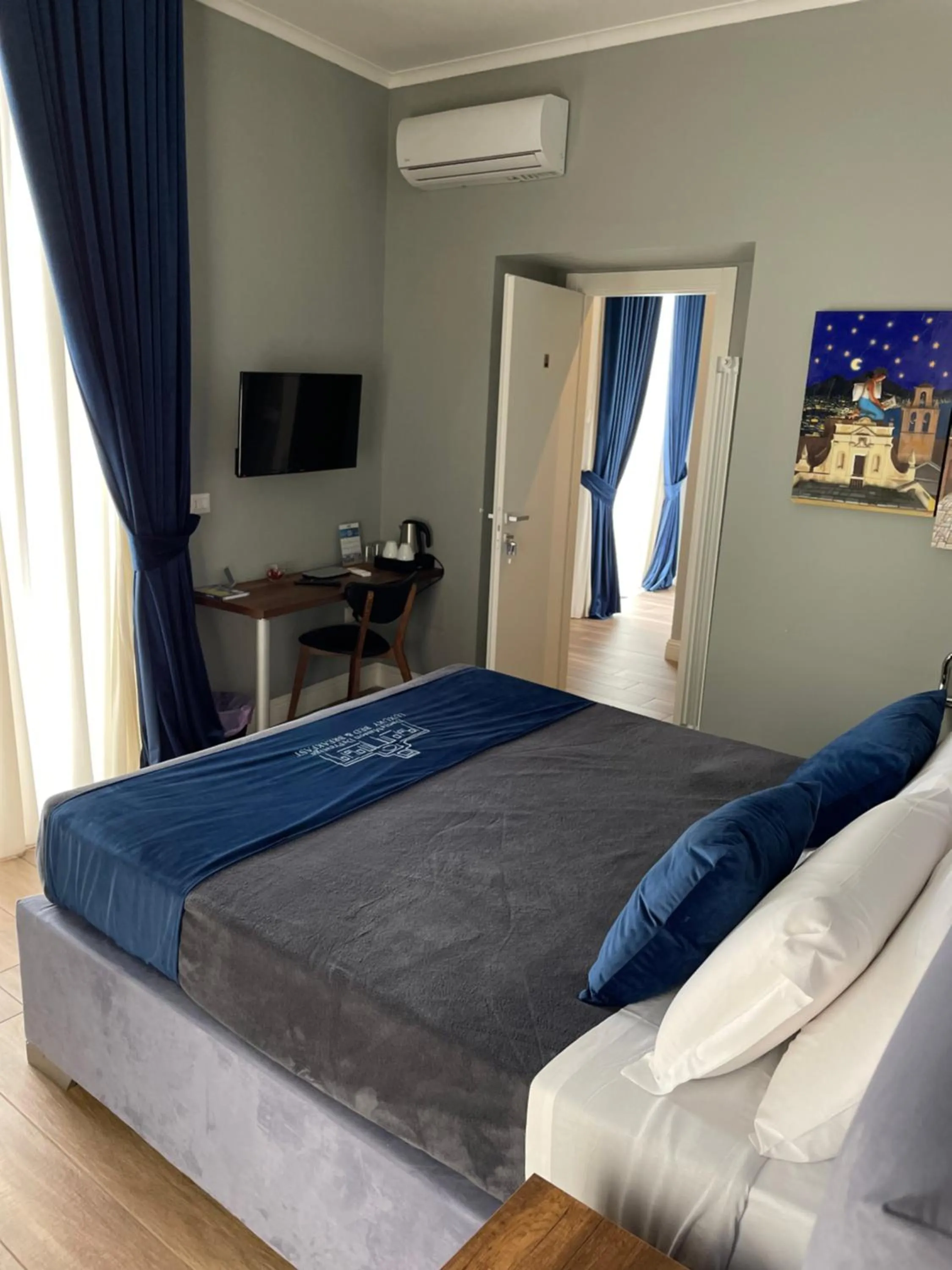 Bedroom, Bed in Dante Maison de Prestige