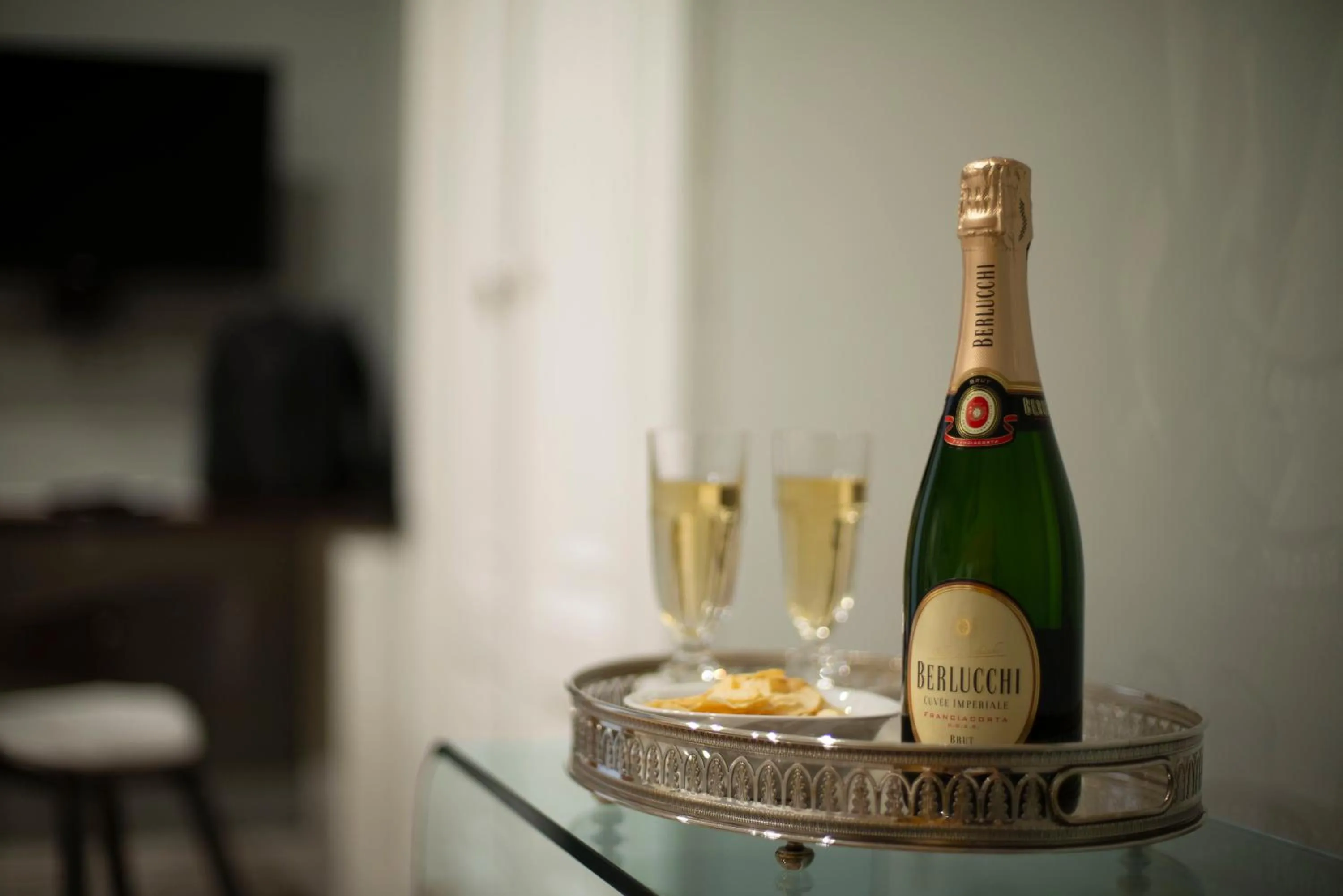 Decorative detail in Dante Maison de Prestige