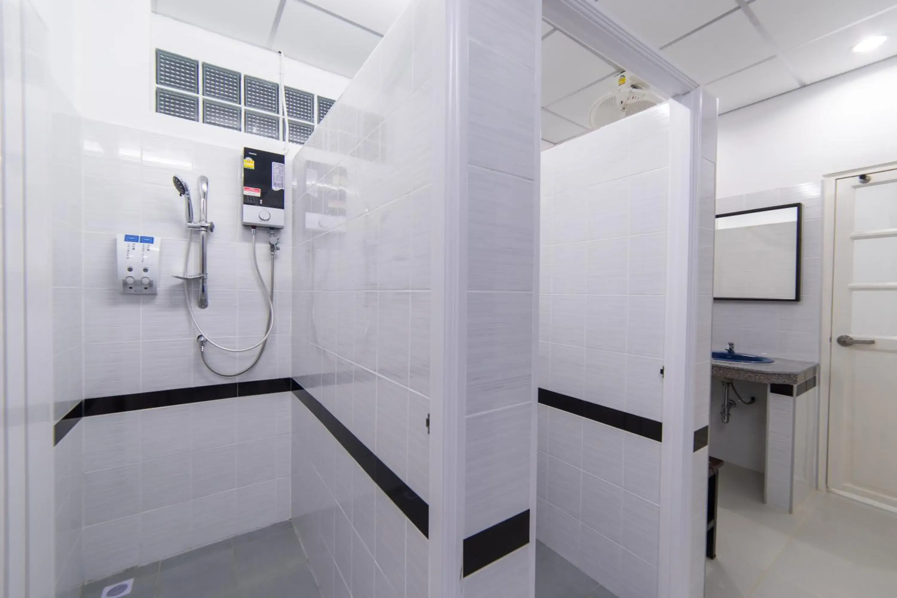 Bathroom in Napa Hostel Samrong Station Bathroom in Napa Hostel Samrong Station