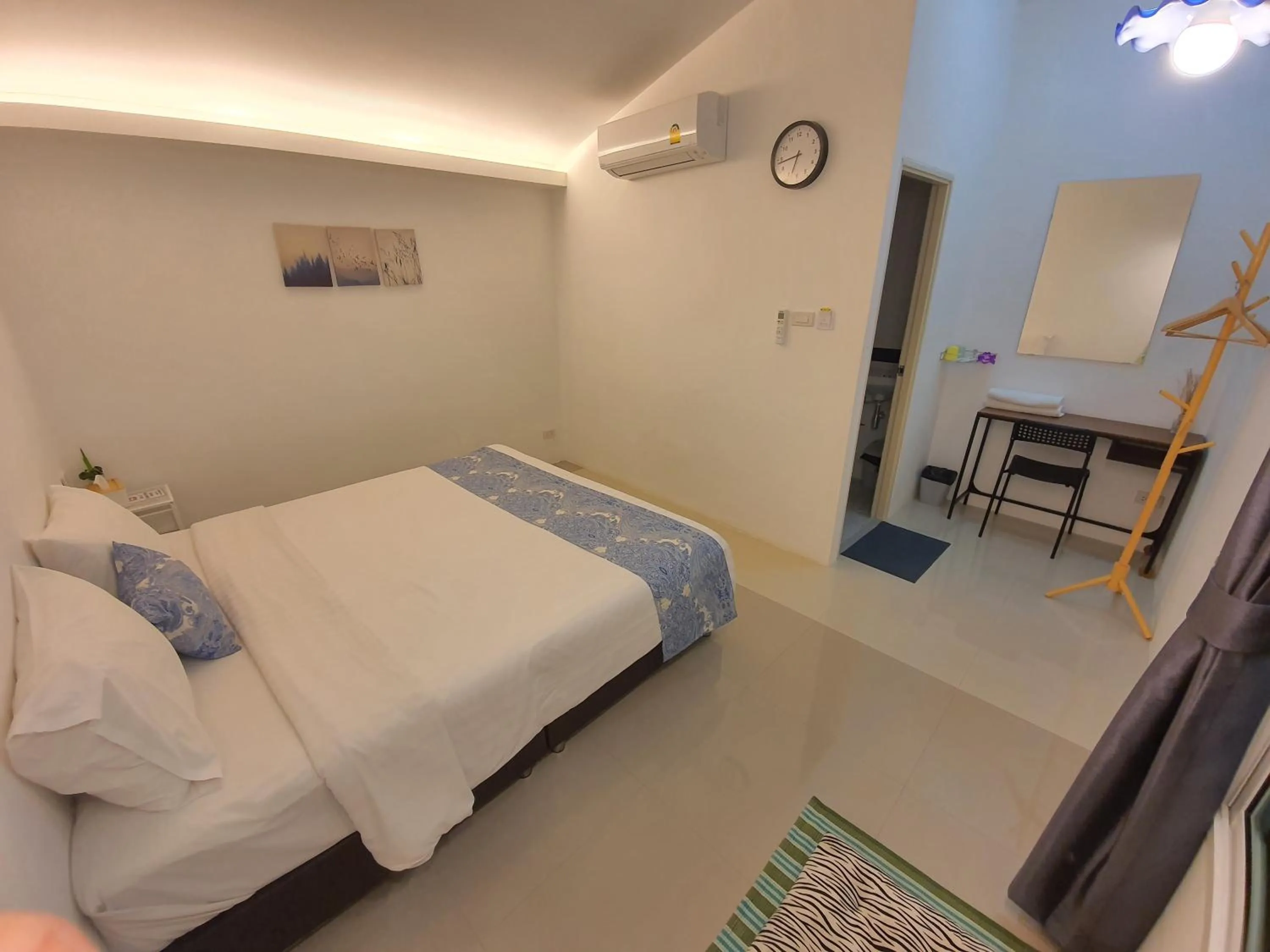 Bed in Napa Hostel Samrong Station