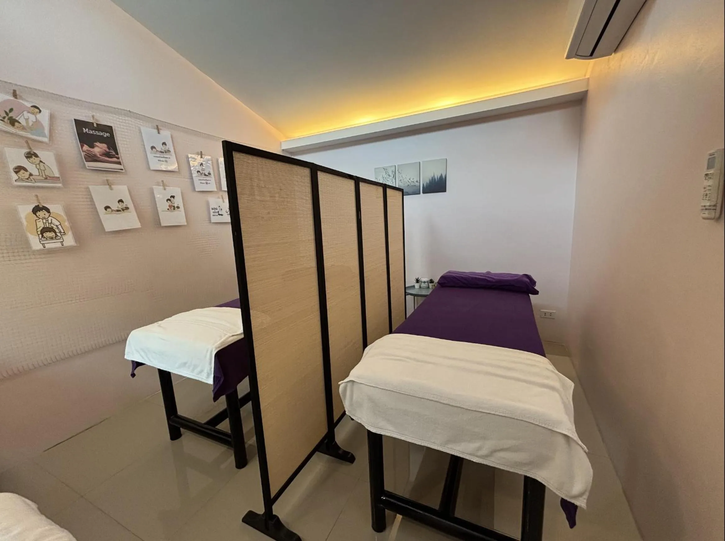 Massage in Napa Hostel Samrong Station