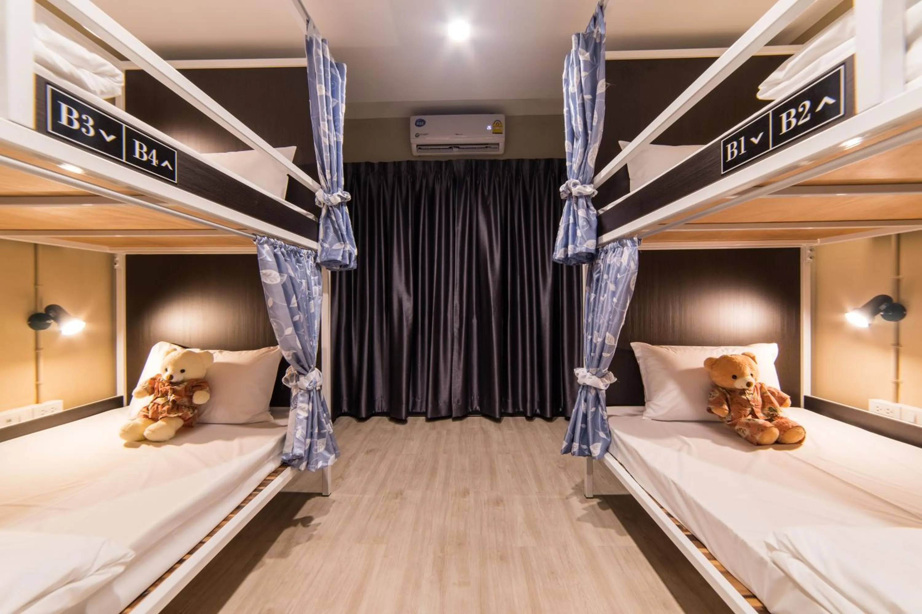 bunk bed, Bed in Napa Hostel Samrong Station