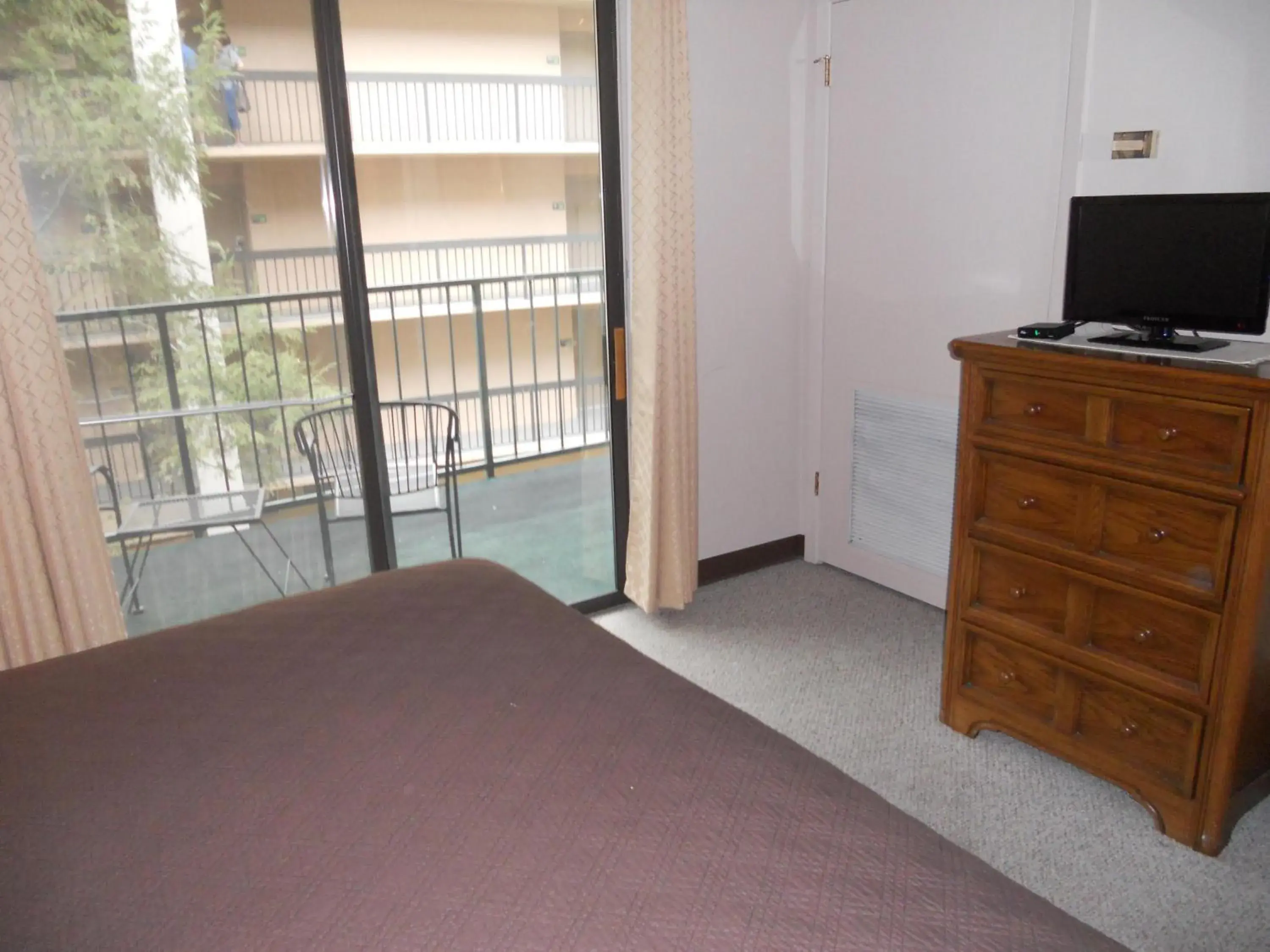 Oak Square 210 Oak Square 210
