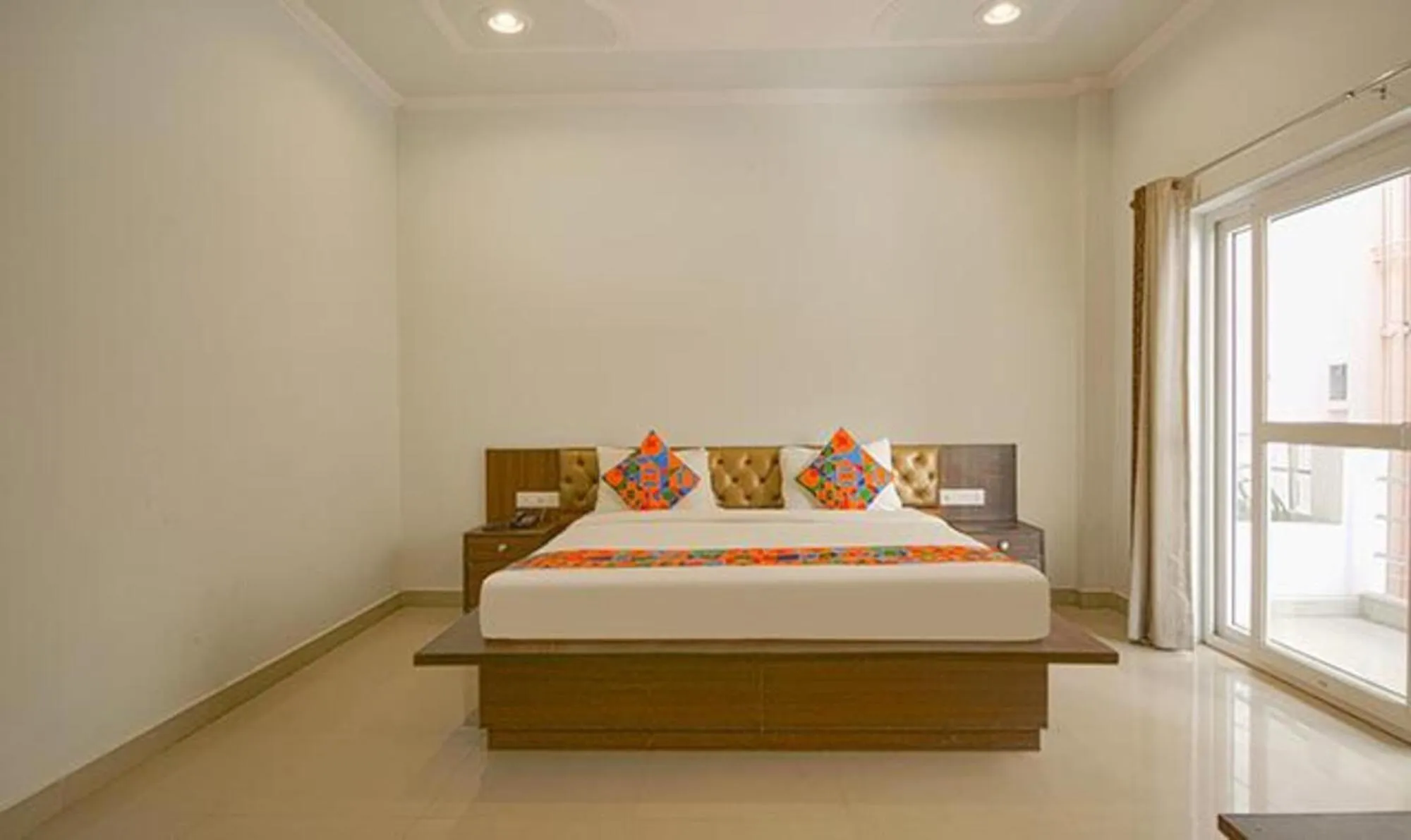 Bed in FabHotel Yamunotri Retreat, Tapovan