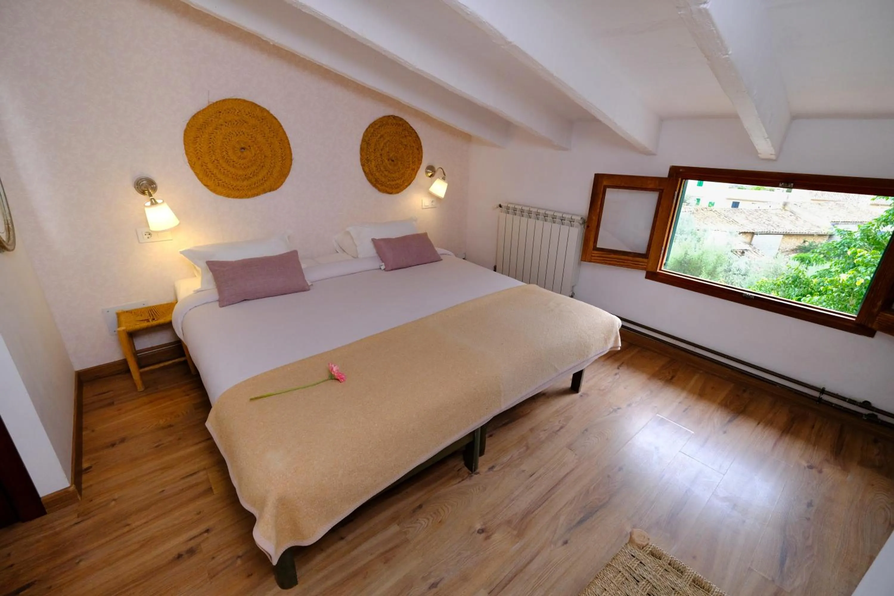 Bed in Casa Caimari Guest House, for mountain lovers!