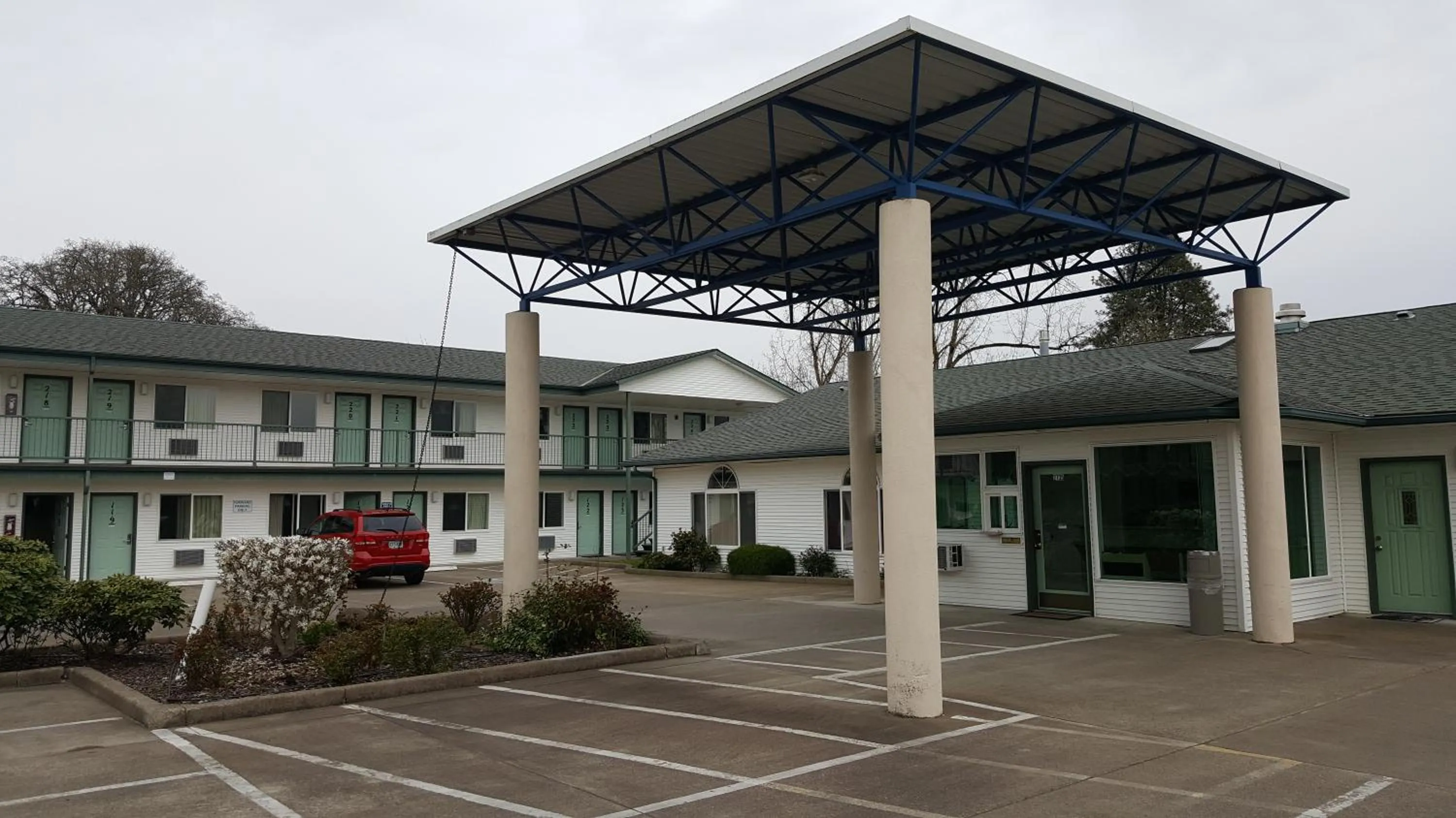 Facade/entrance in Motel 6 Albany, OR