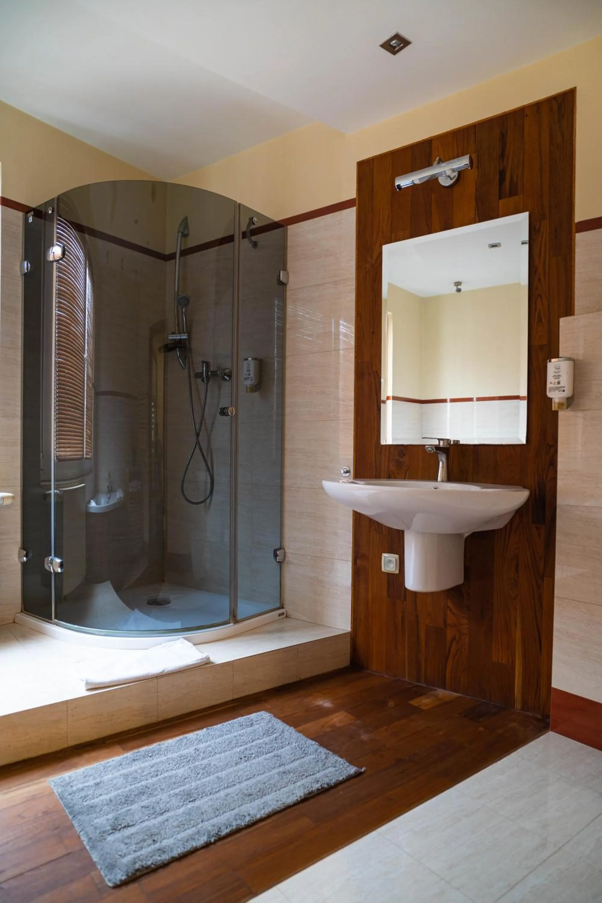 Shower in Apartament Królewski