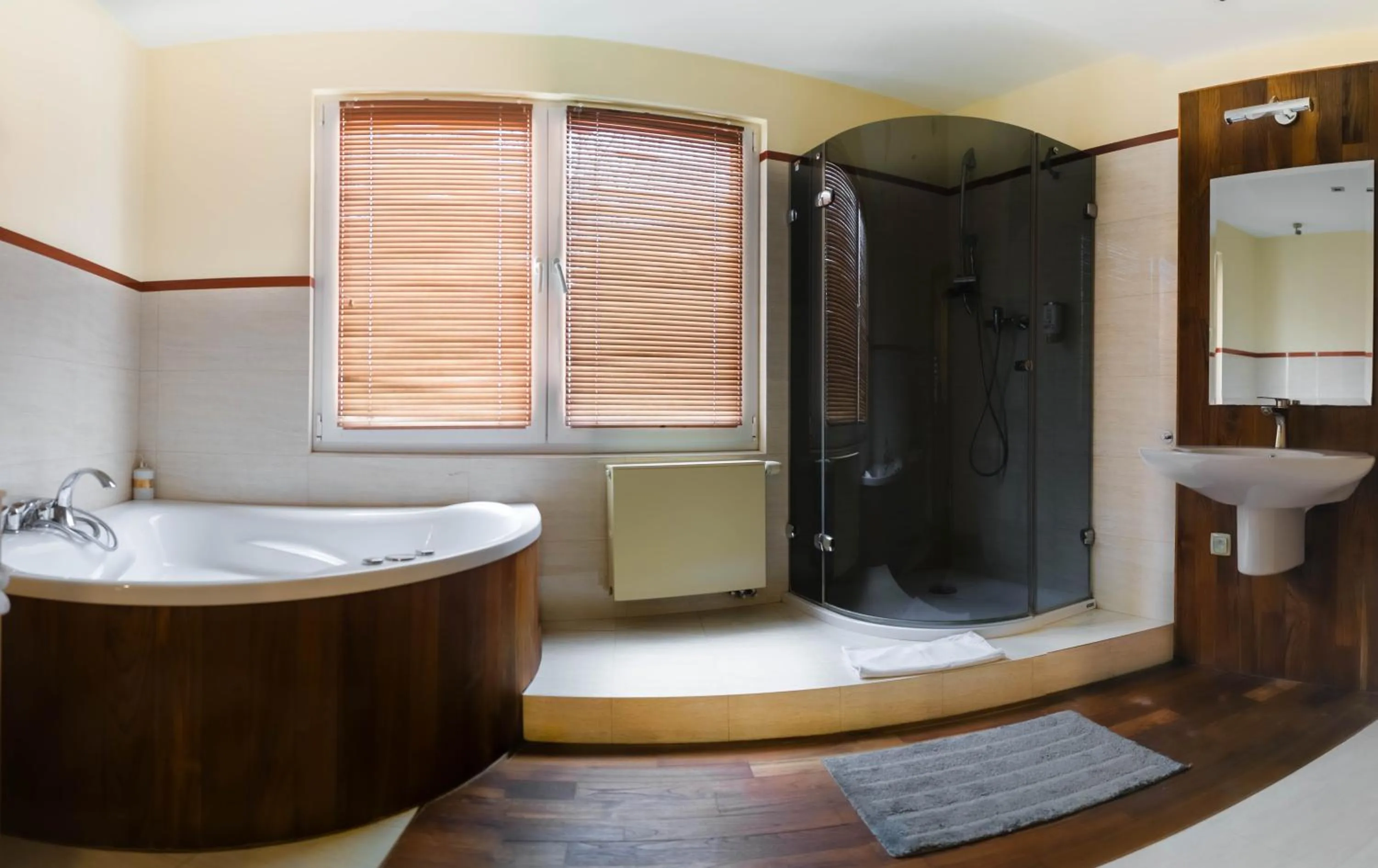 Shower in Apartament Królewski