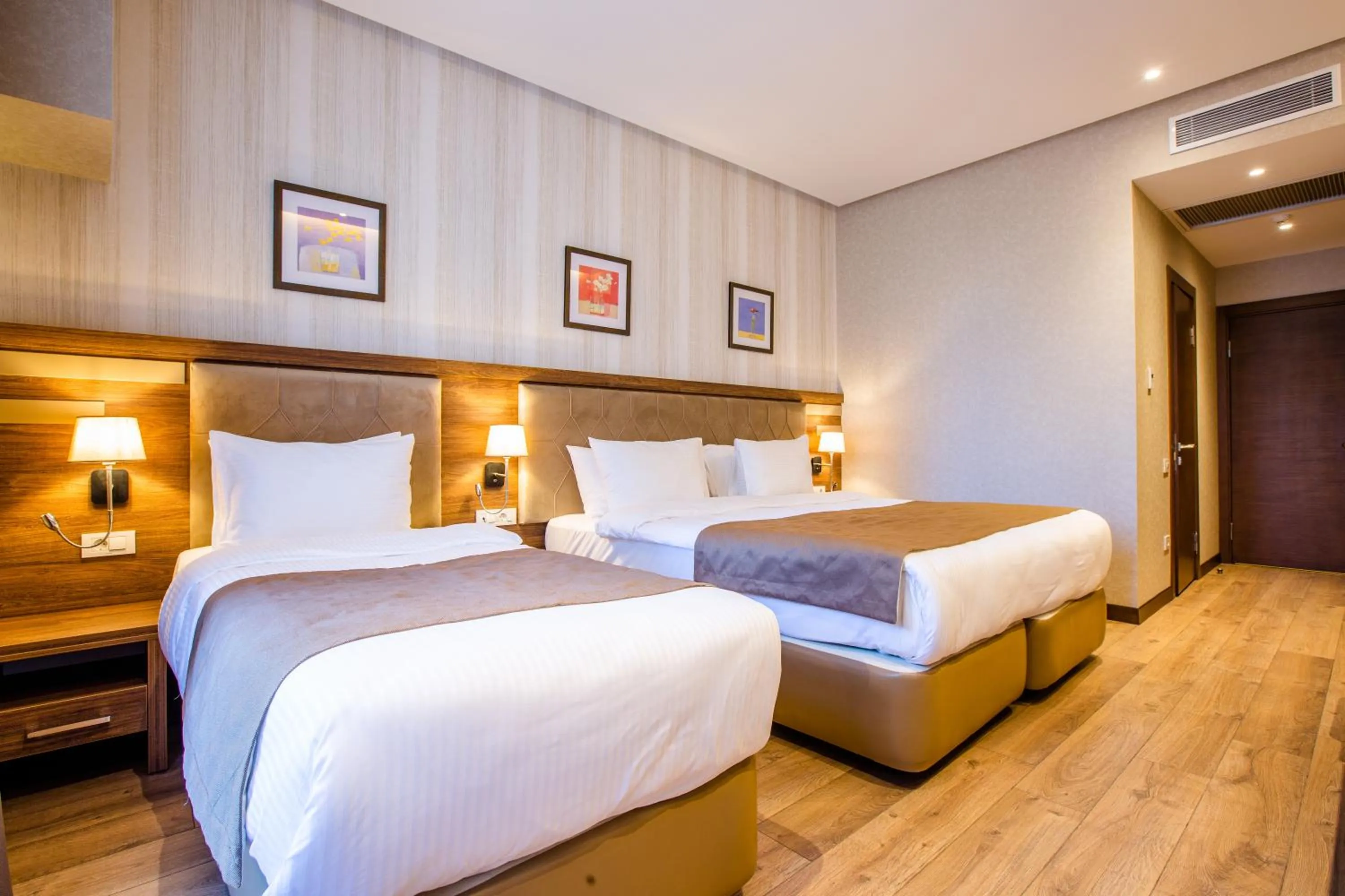 Bed in City Park Hotel