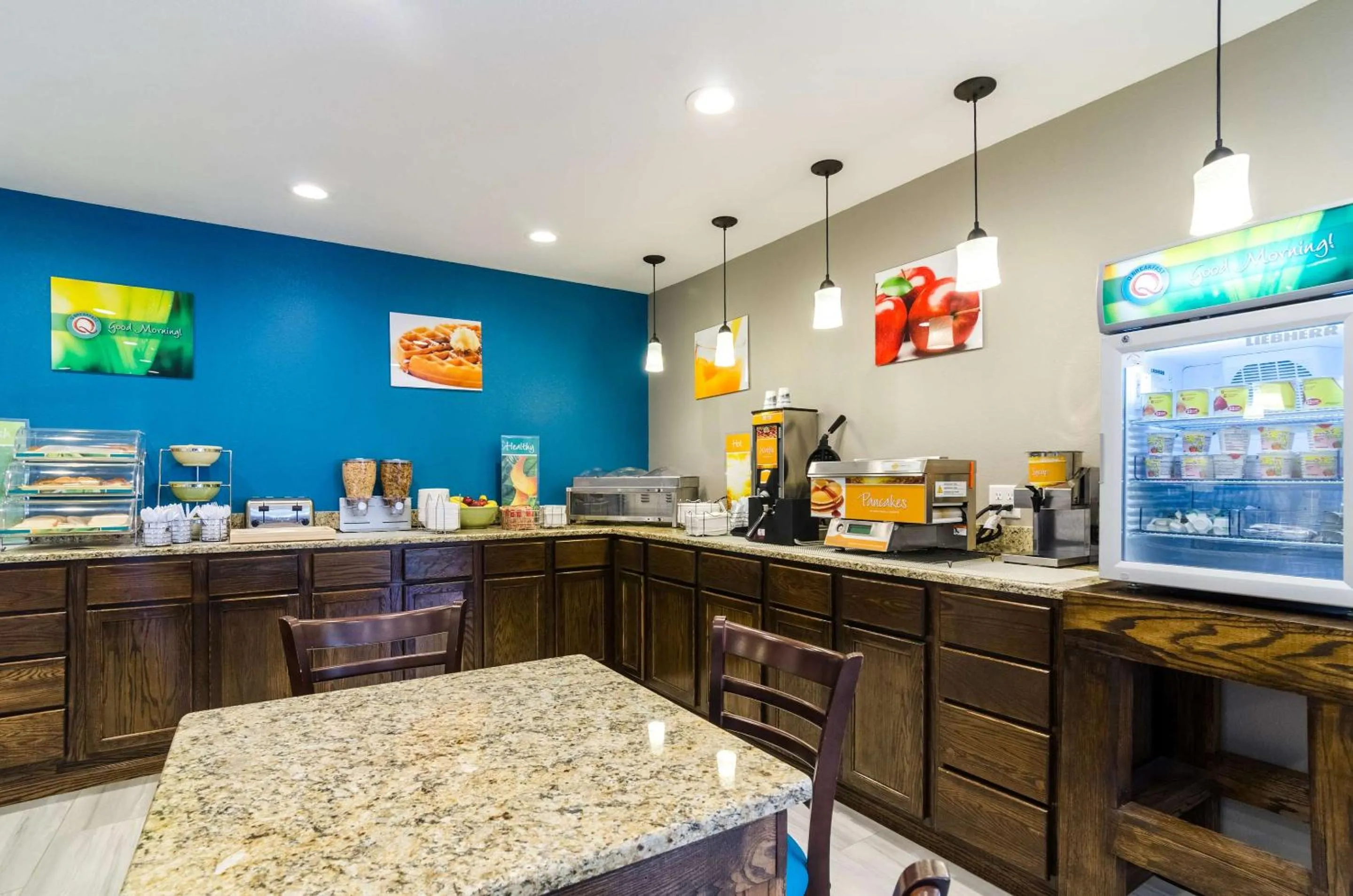 Breakfast in Quality Inn Great Bend