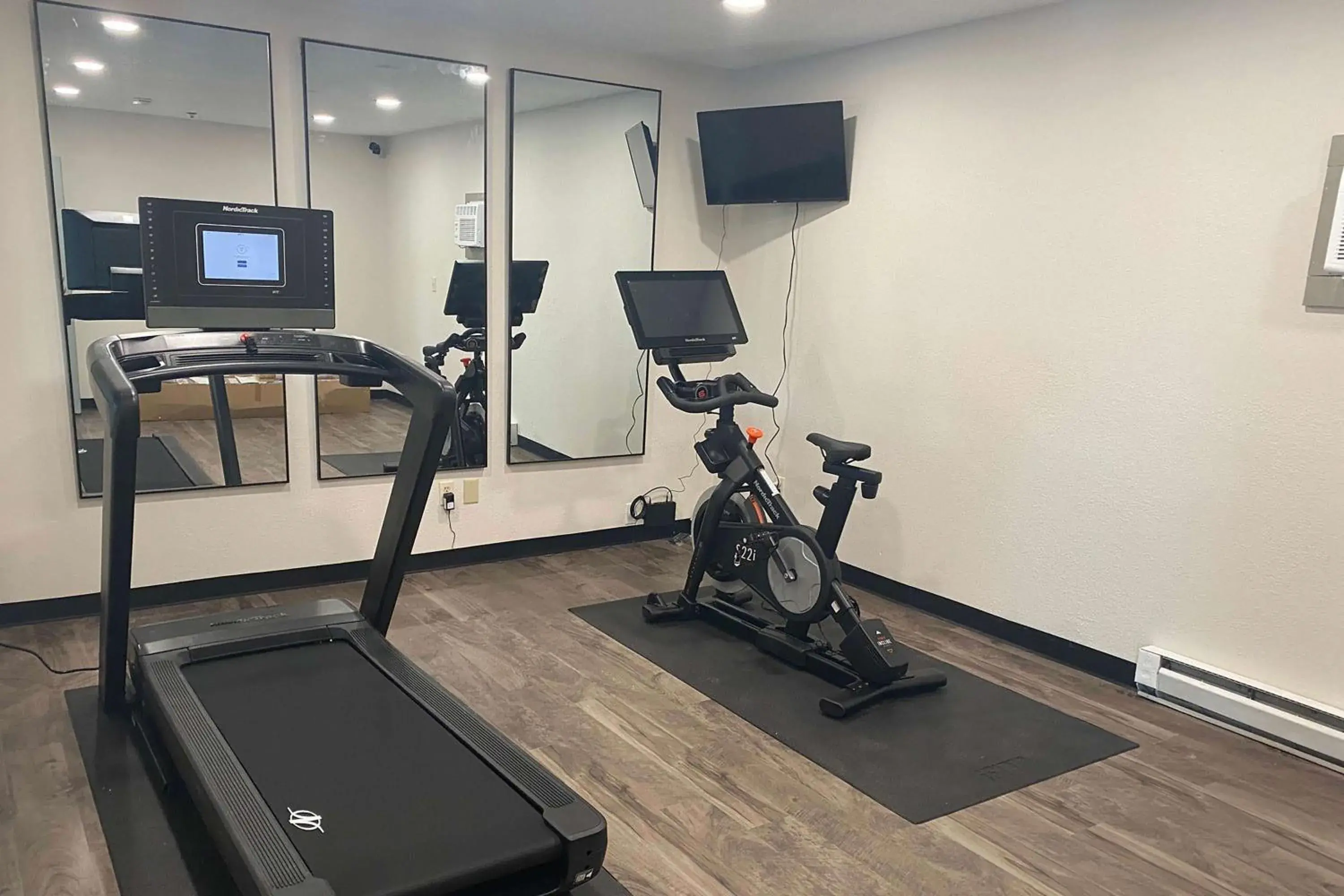 Baymont by Wyndham Danville IL Baymont by Wyndham Danville IL