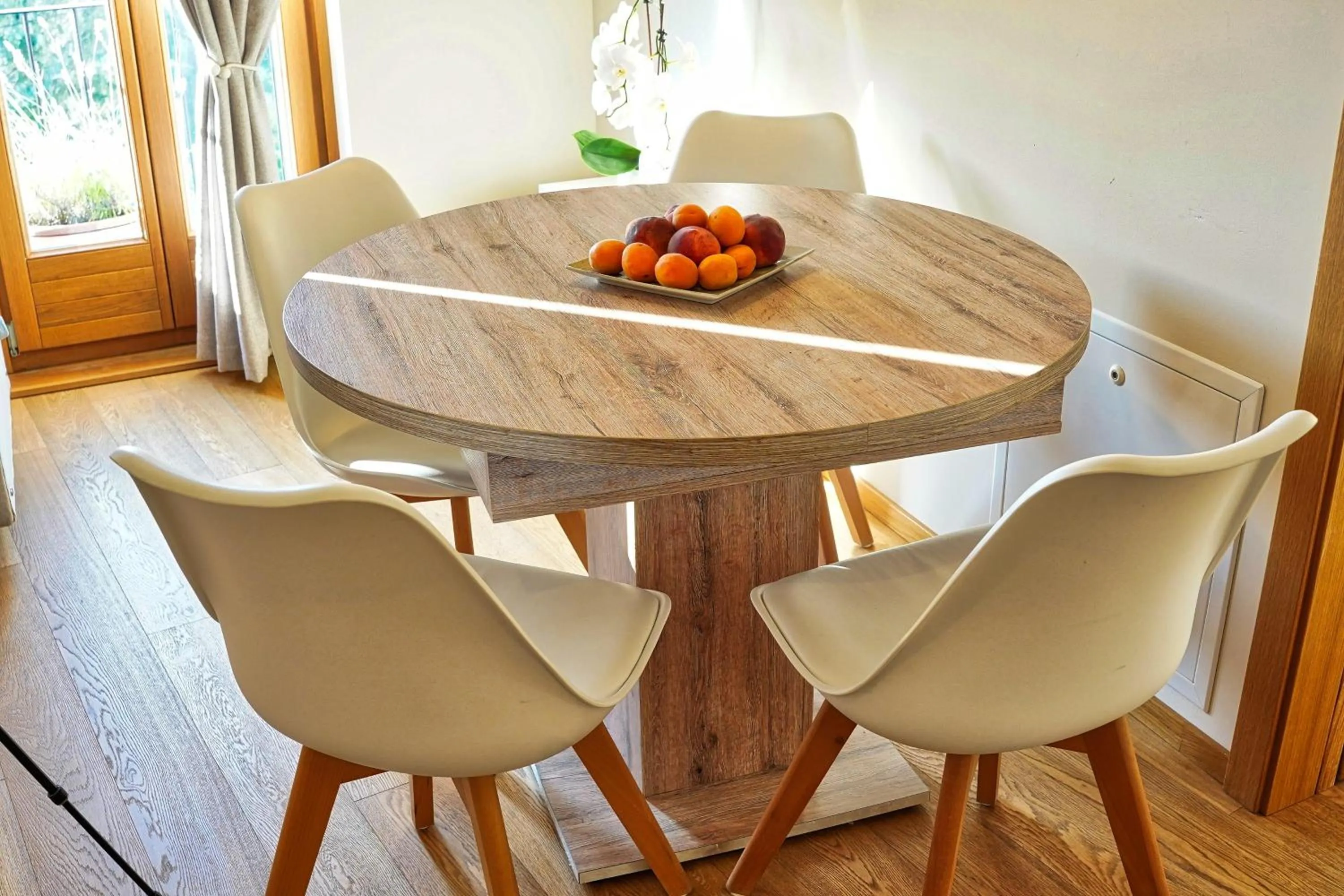 Dining area in Suites DANICA