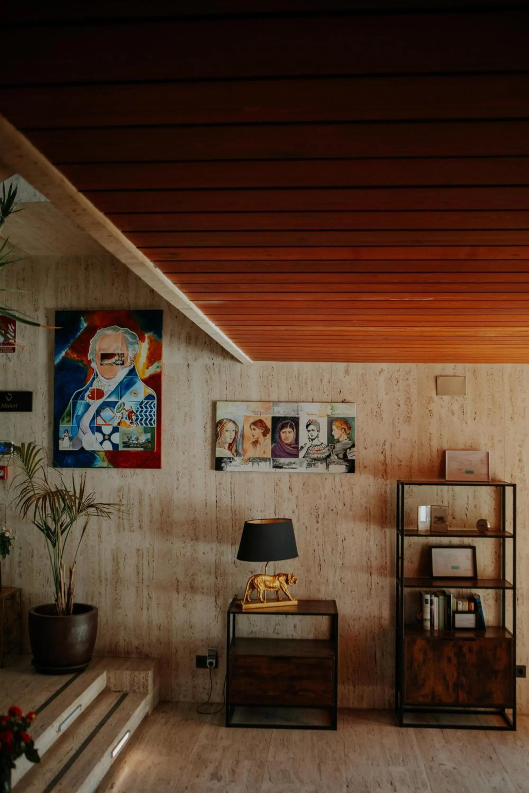 Lobby or reception in Hotel Boutique Hort de Nal