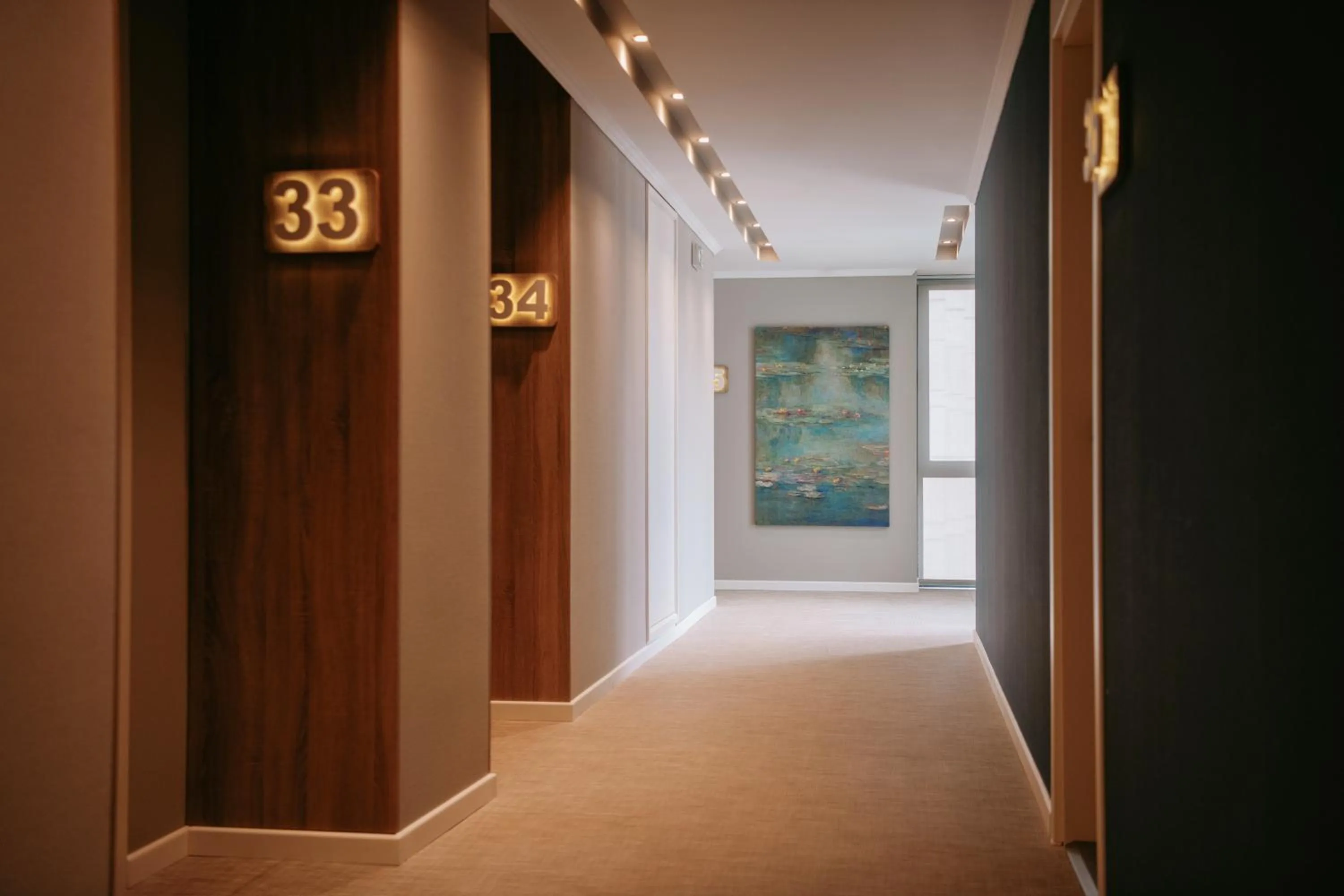 Property building in Impresamente Art Hotel