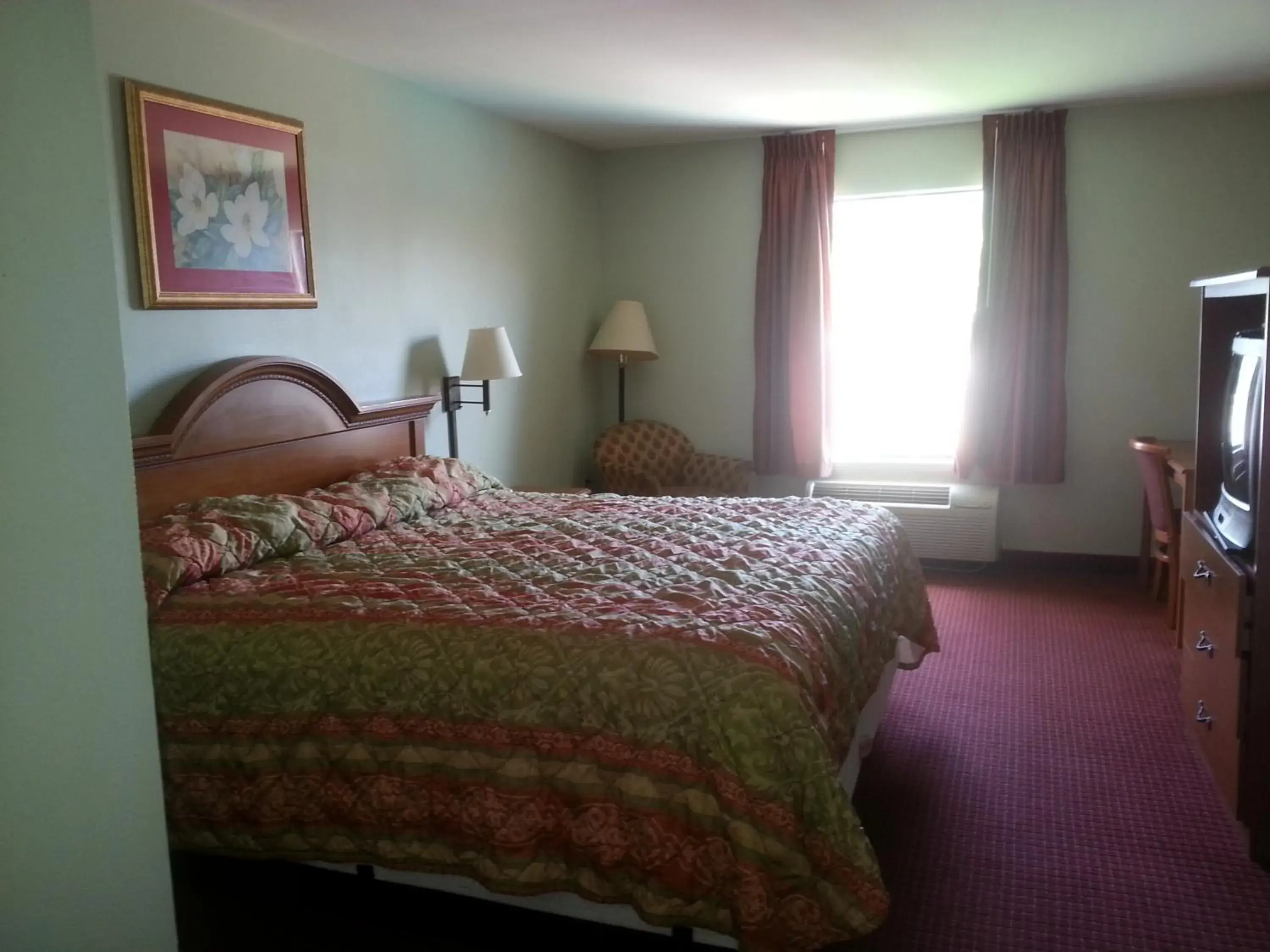 Bed in Super 8 by Wyndham Pascagoula Bed in Super 8 by Wyndham Pascagoula