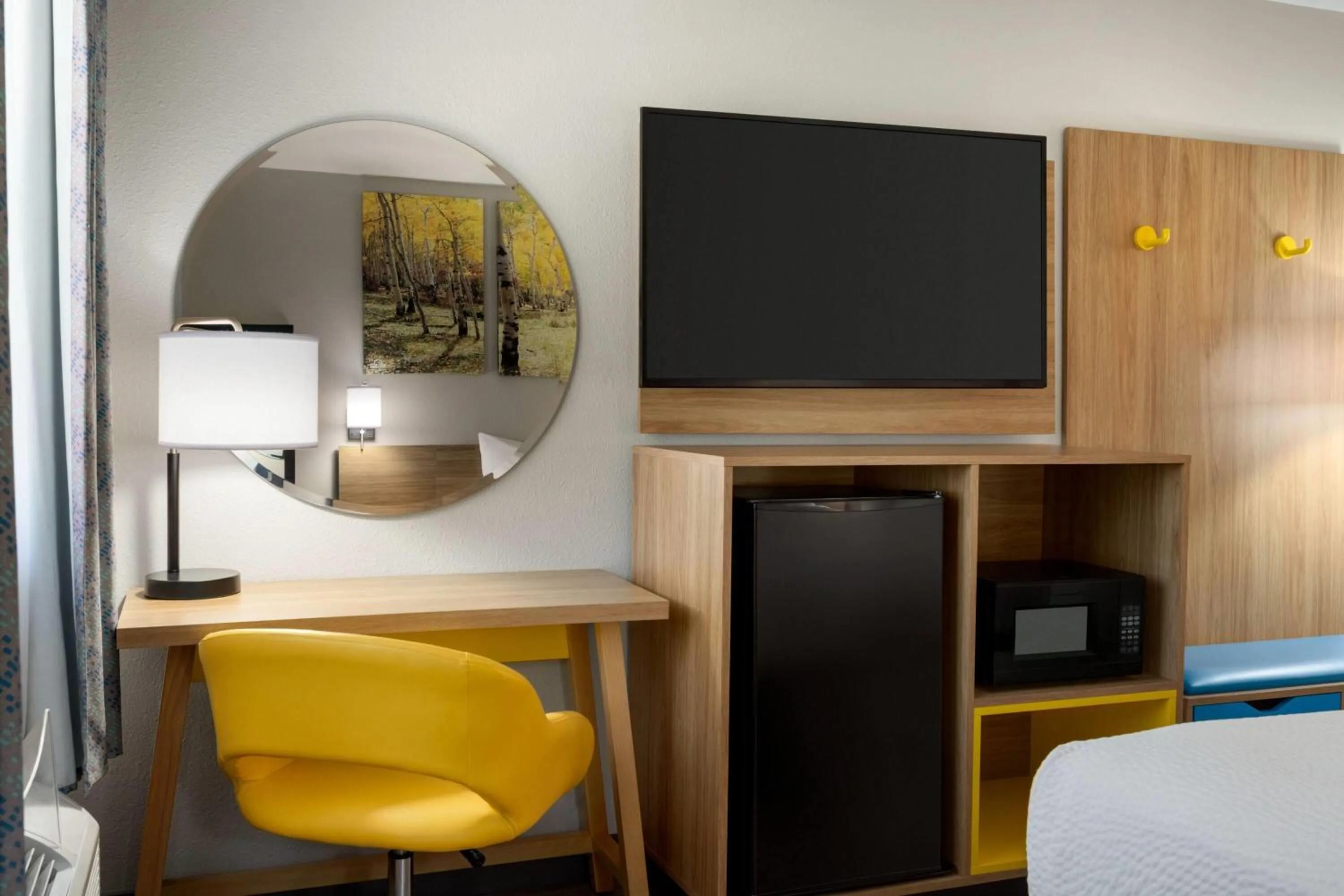 Photo of the whole room, Bed in Days Inn by Wyndham Worland