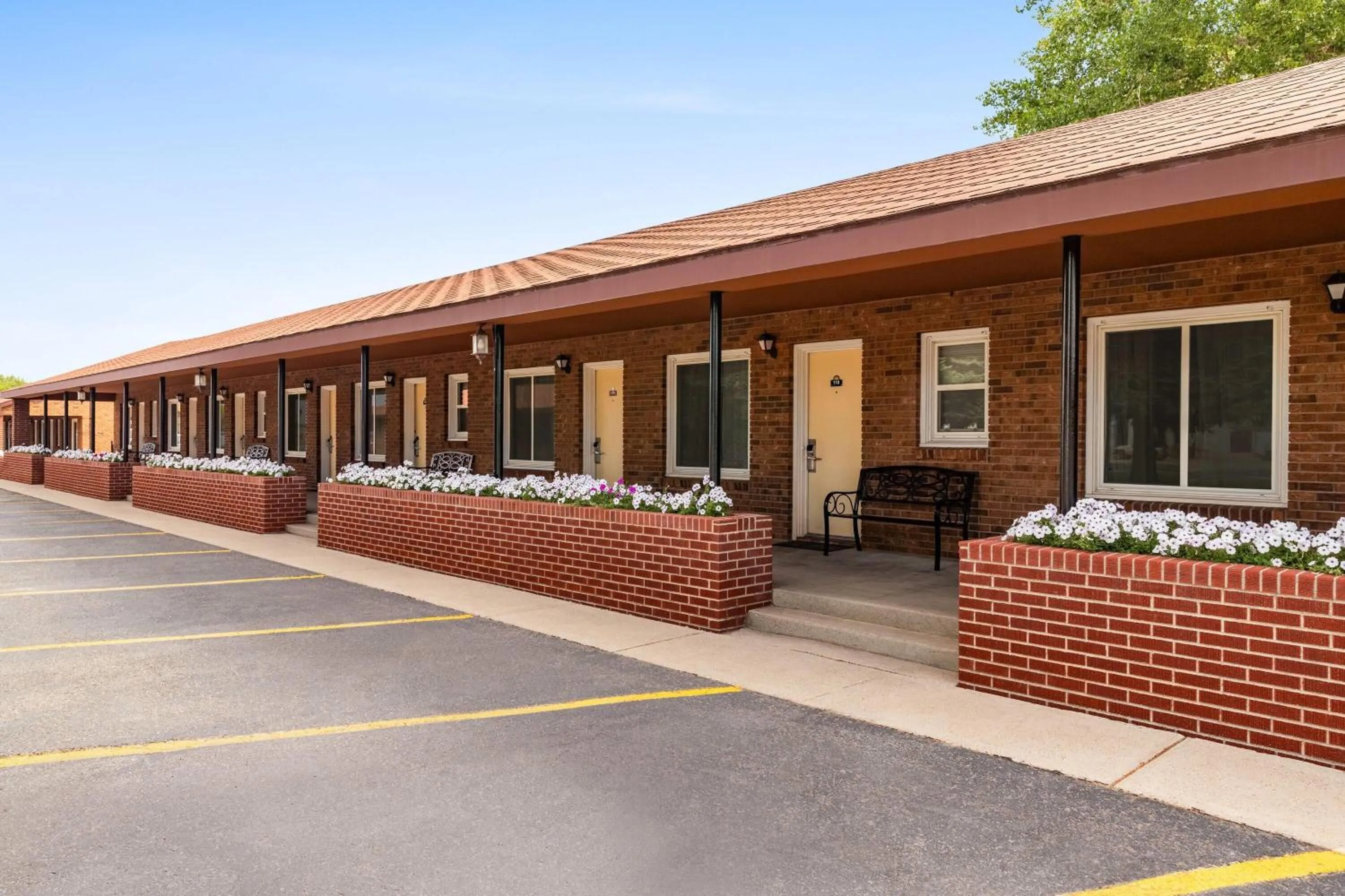 Property building in Days Inn by Wyndham Worland