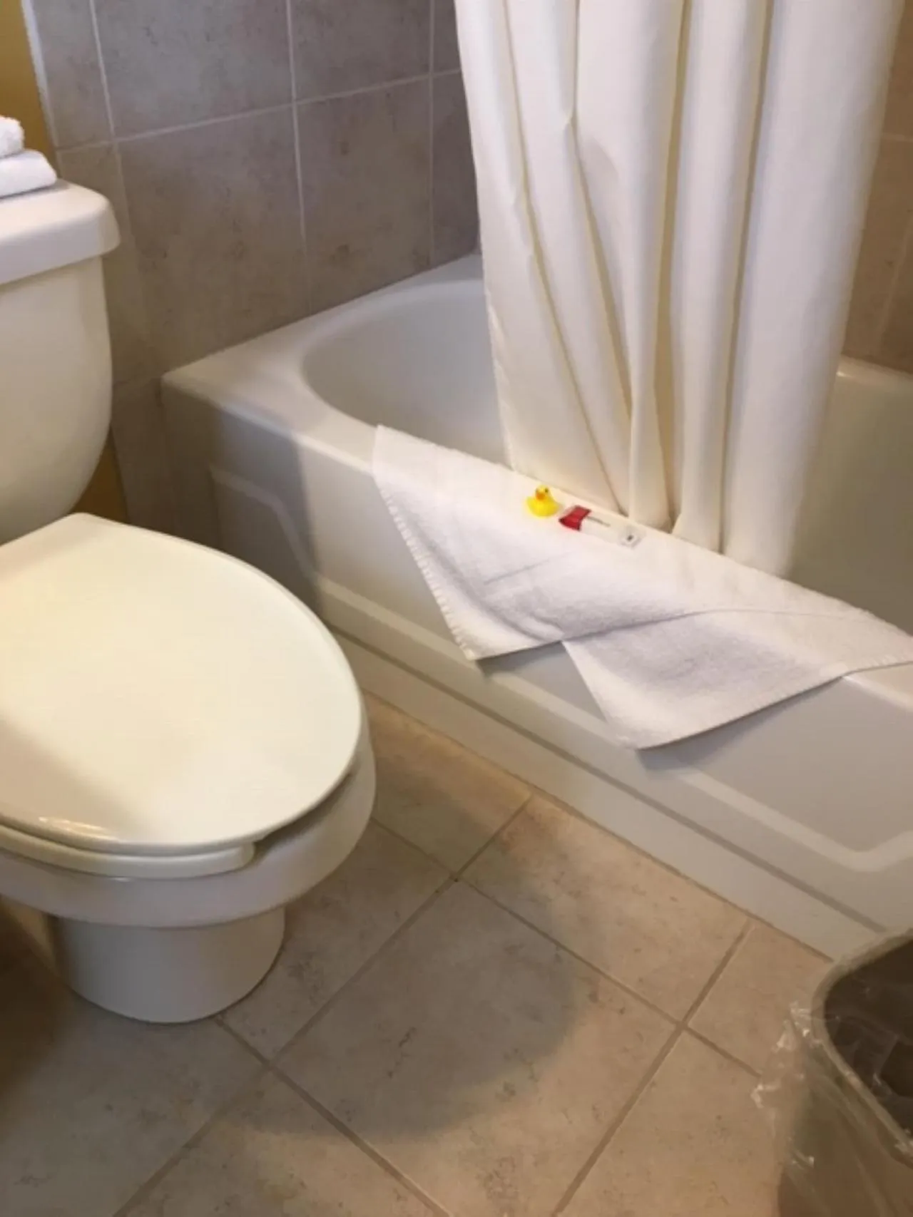 Bathroom in Days Inn by Wyndham Worland