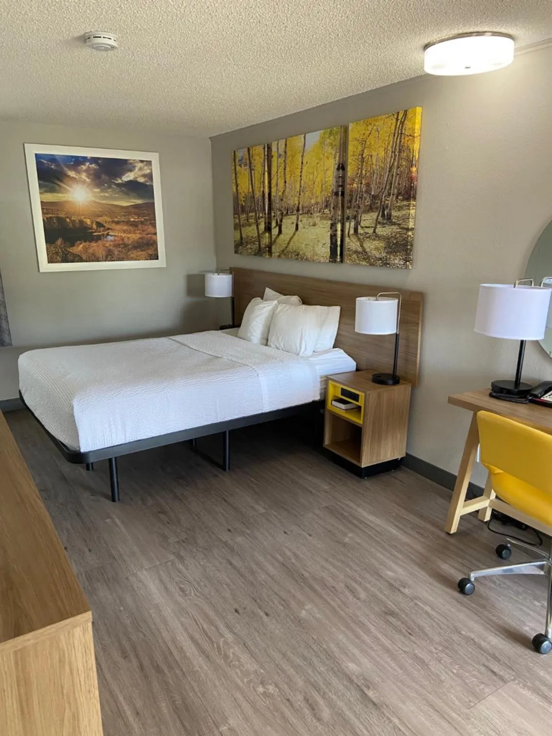 Bed in Days Inn by Wyndham Worland