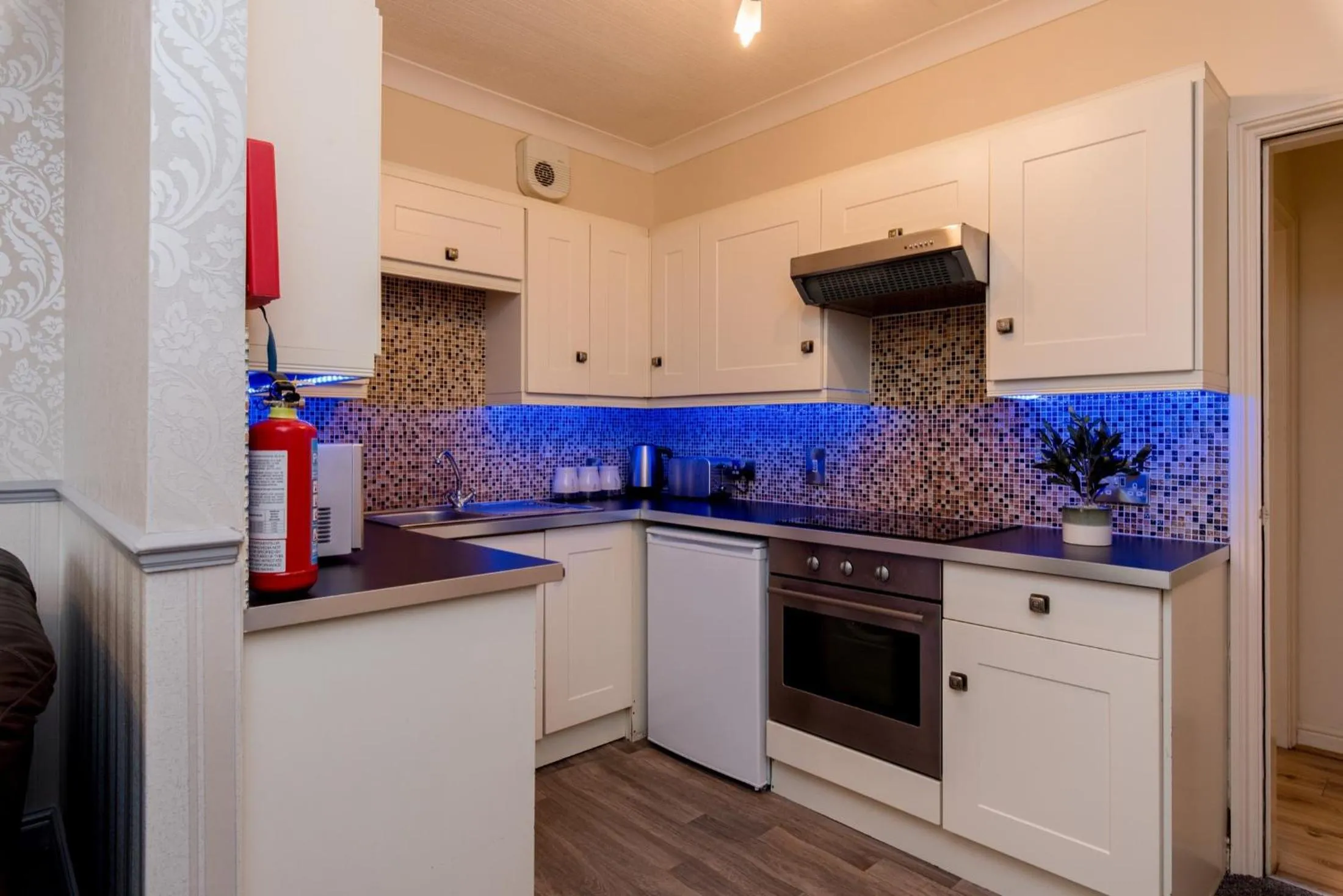 Restaurant/places to eat in Cattle Market View Apartment