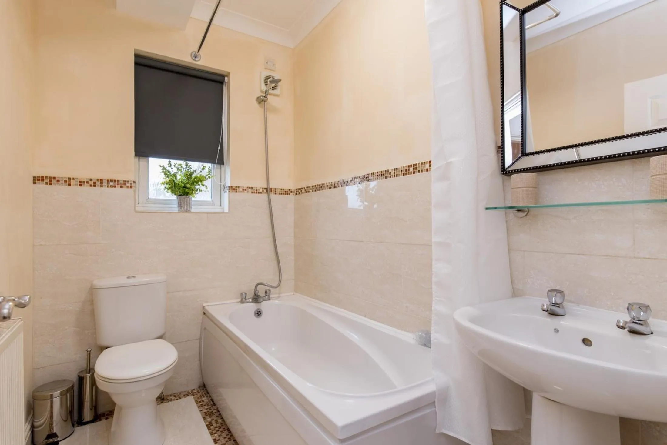 Bathroom in Cattle Market View Apartment