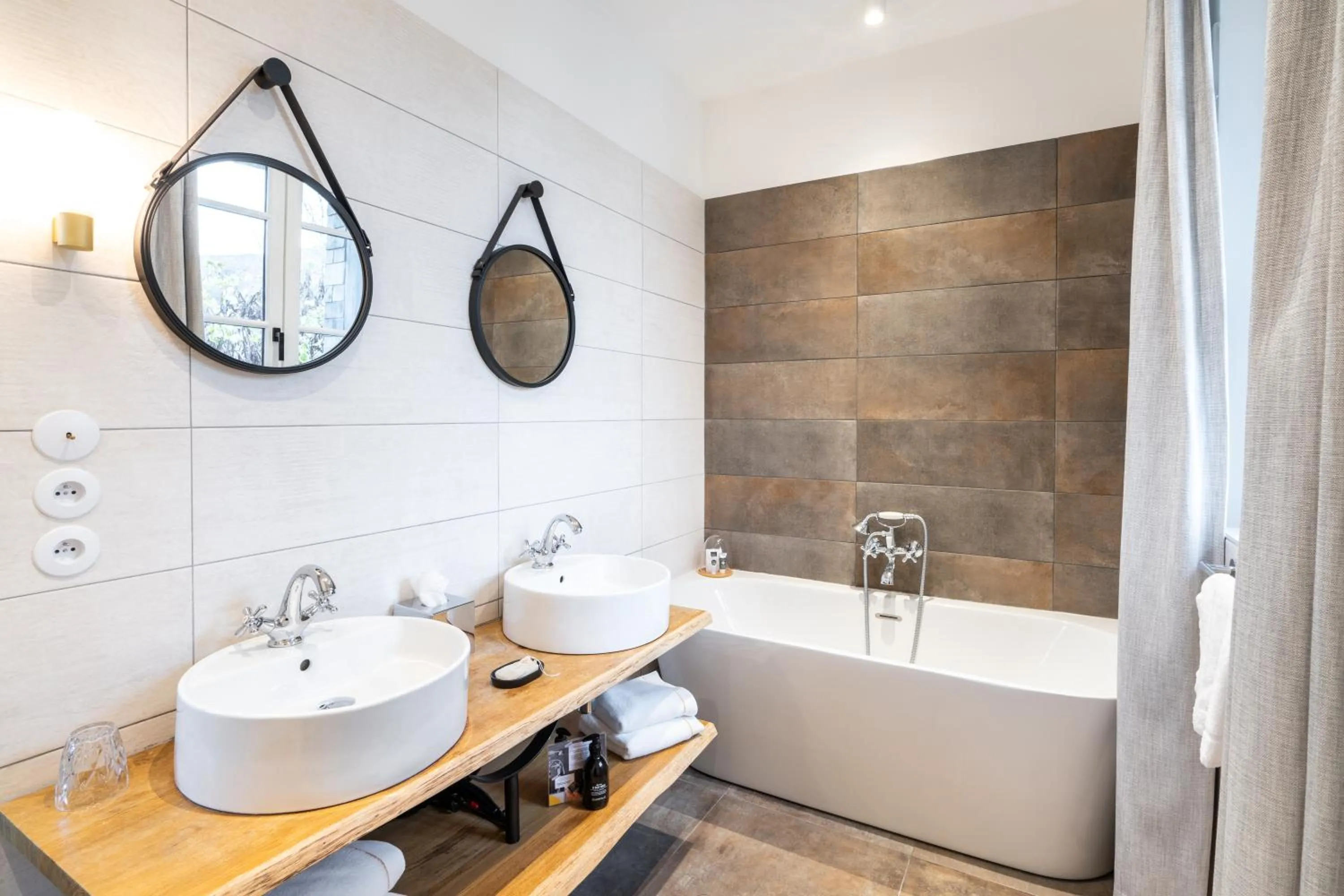 Bathroom in Les Jardins de Coppélia