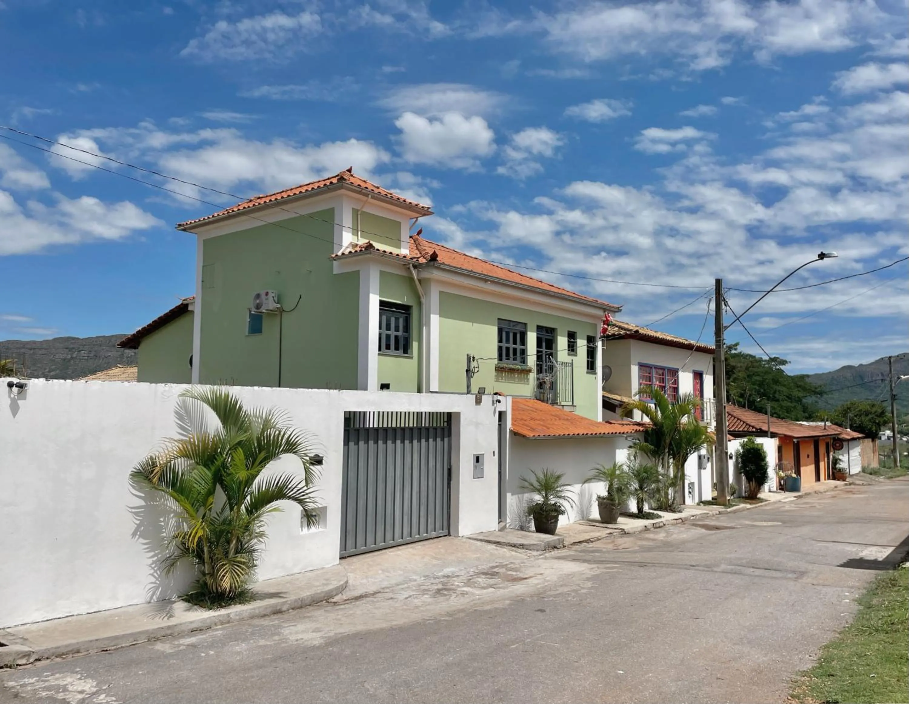 Facade/entrance in Pouso das Flores - Próximo a Maria Fumaça