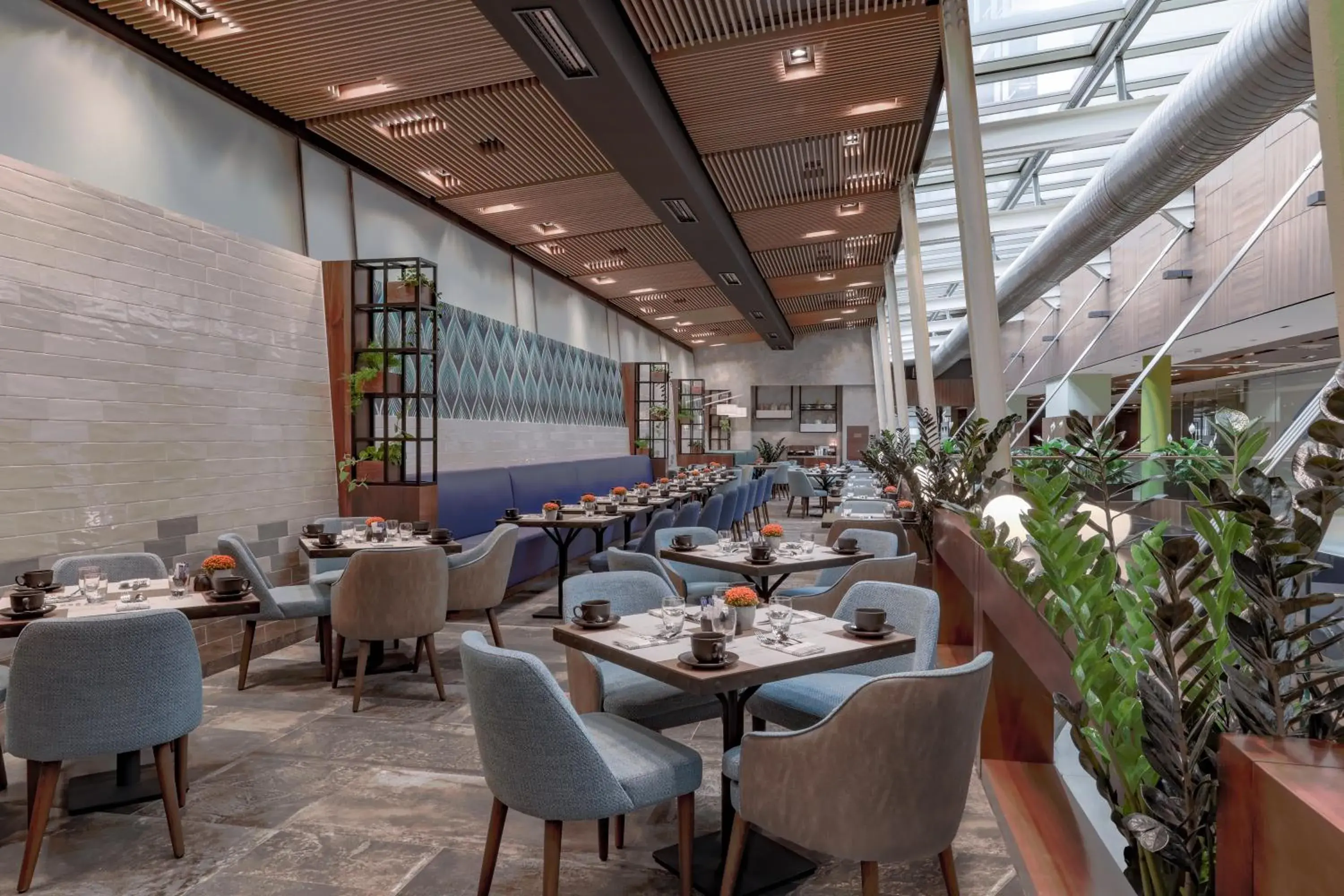 Restaurant/places to eat in Bosmal Arjaan by Rotana Restaurant/places to eat in Bosmal Arjaan by Rotana
