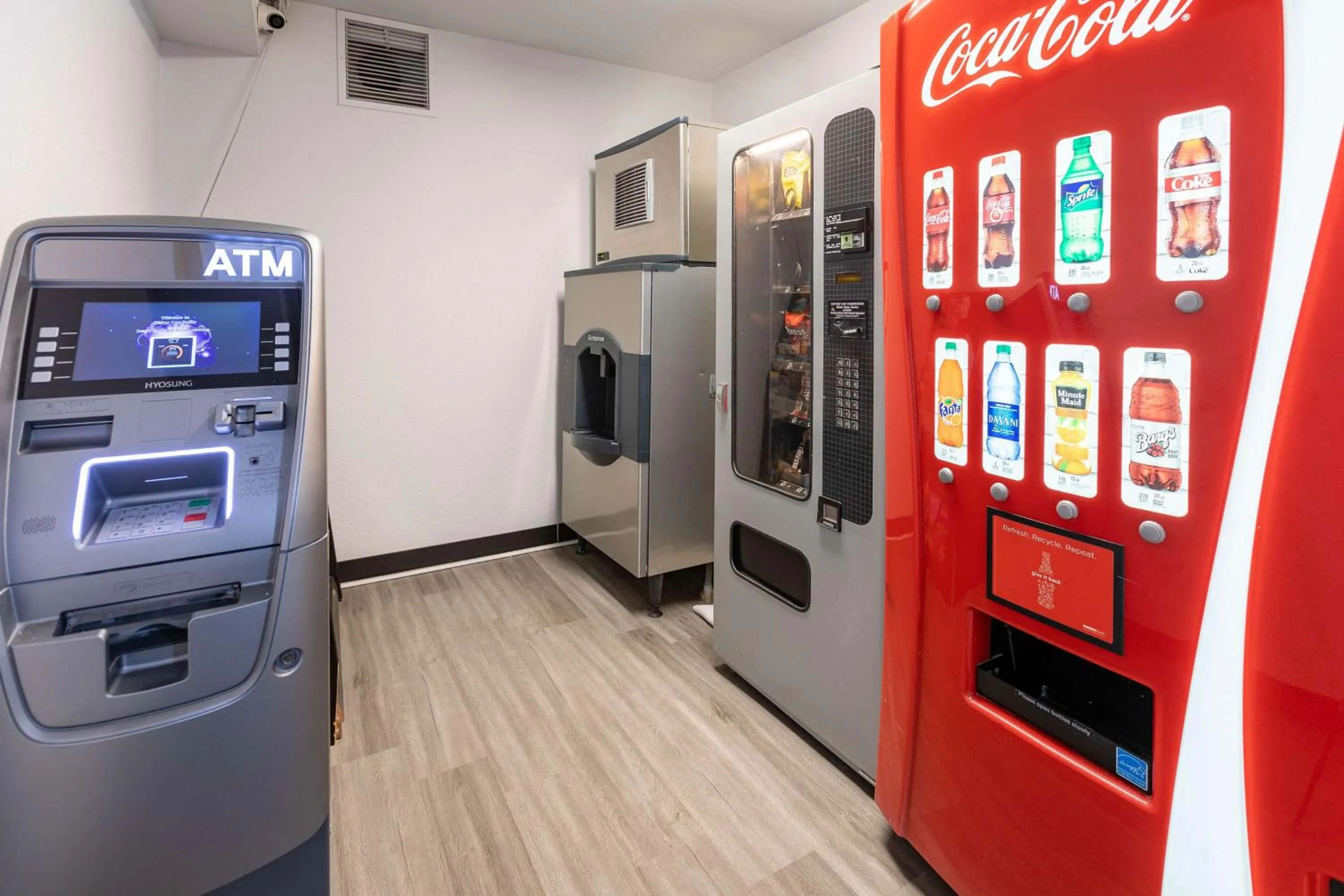 Property building in Motel 6-Fort Lupton, CO