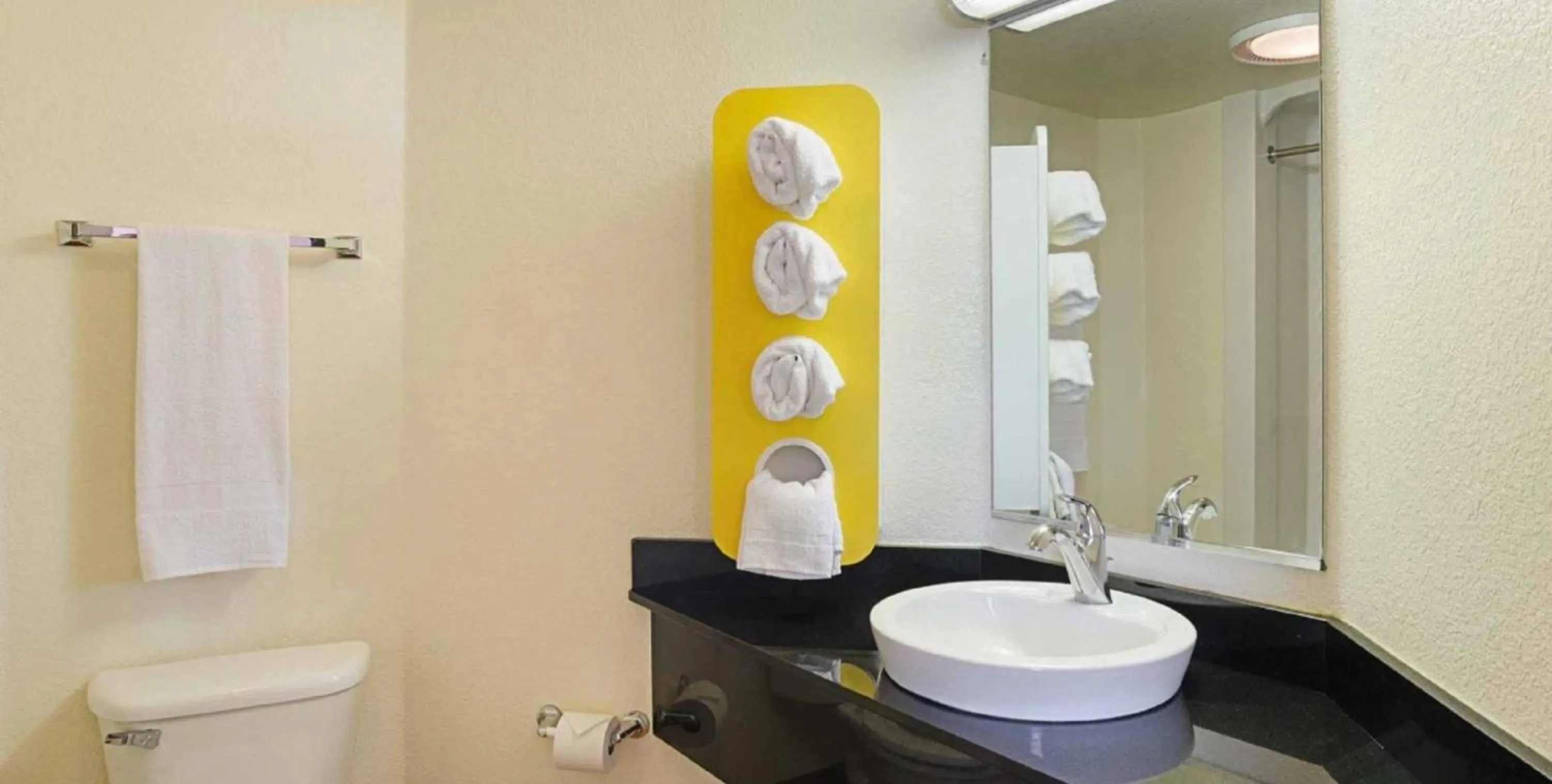 Bathroom in Motel 6-Fort Lupton, CO