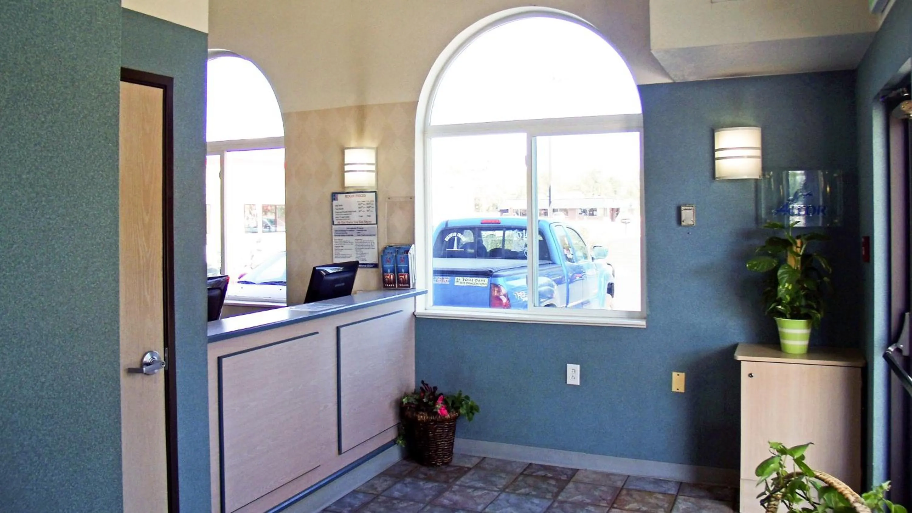 Lobby or reception in Motel 6-Fort Lupton, CO