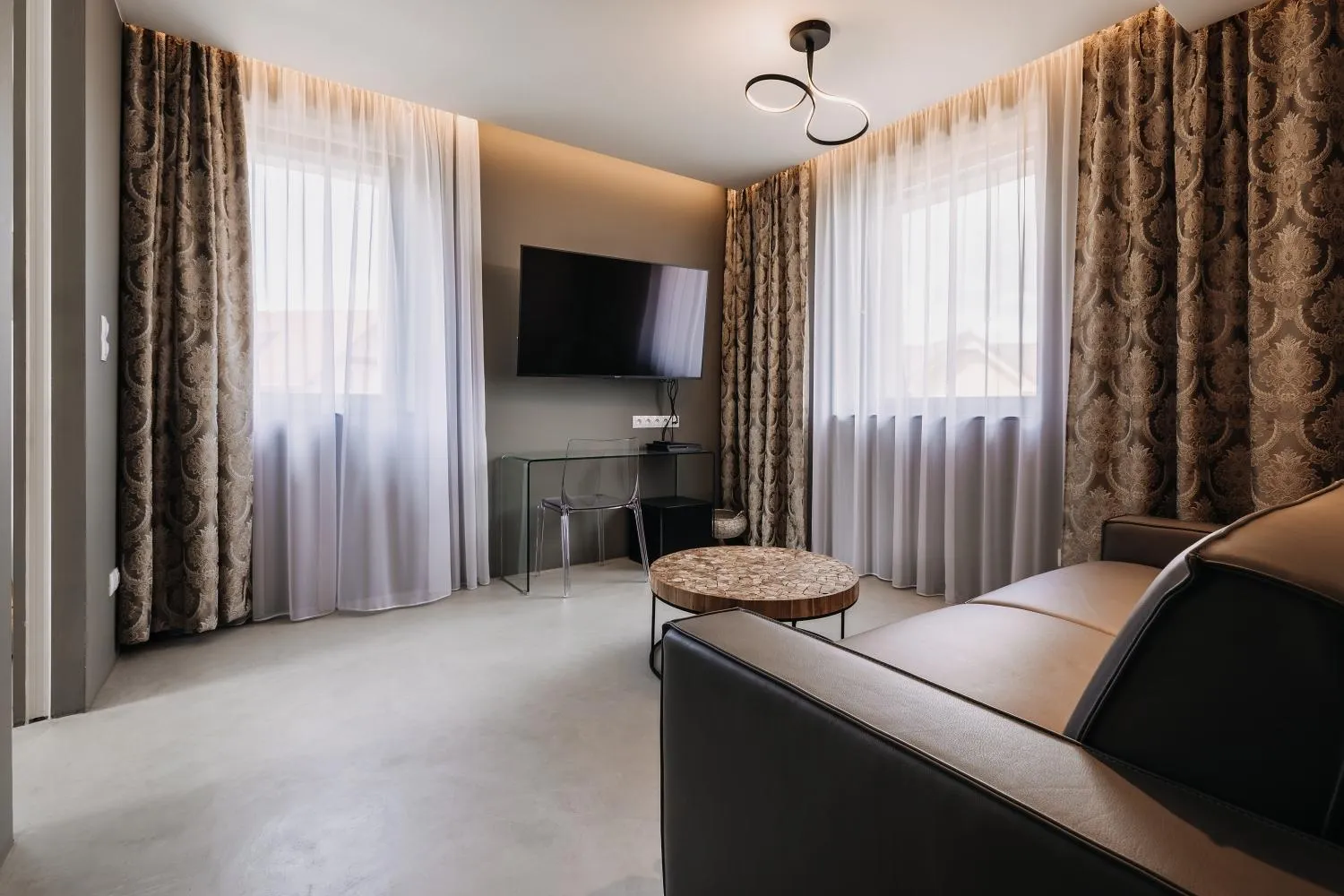 TV and multimedia in VILLA BRICOLA - Boutique Apartments