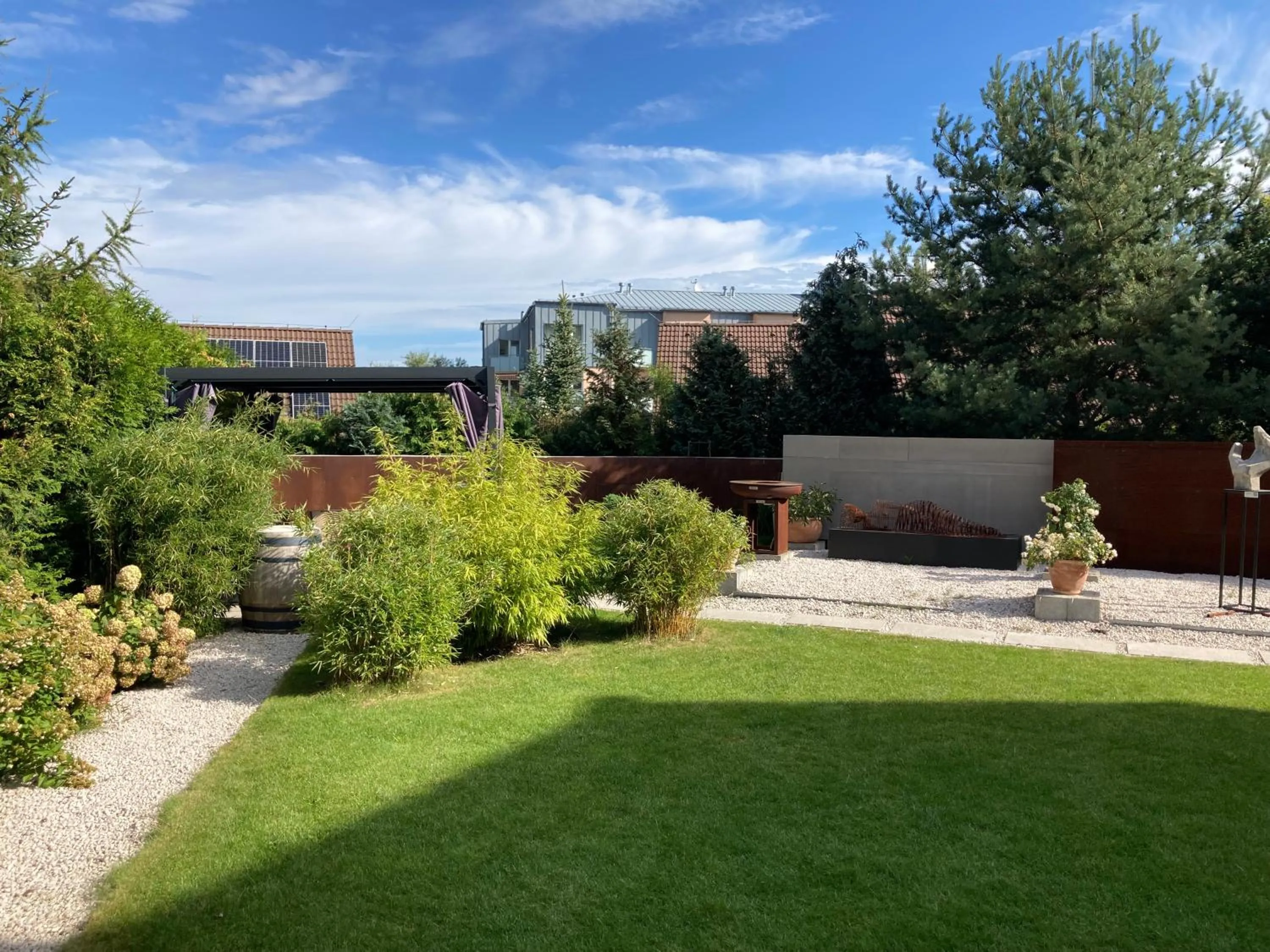 VILLA BRICOLA - Boutique Apartments