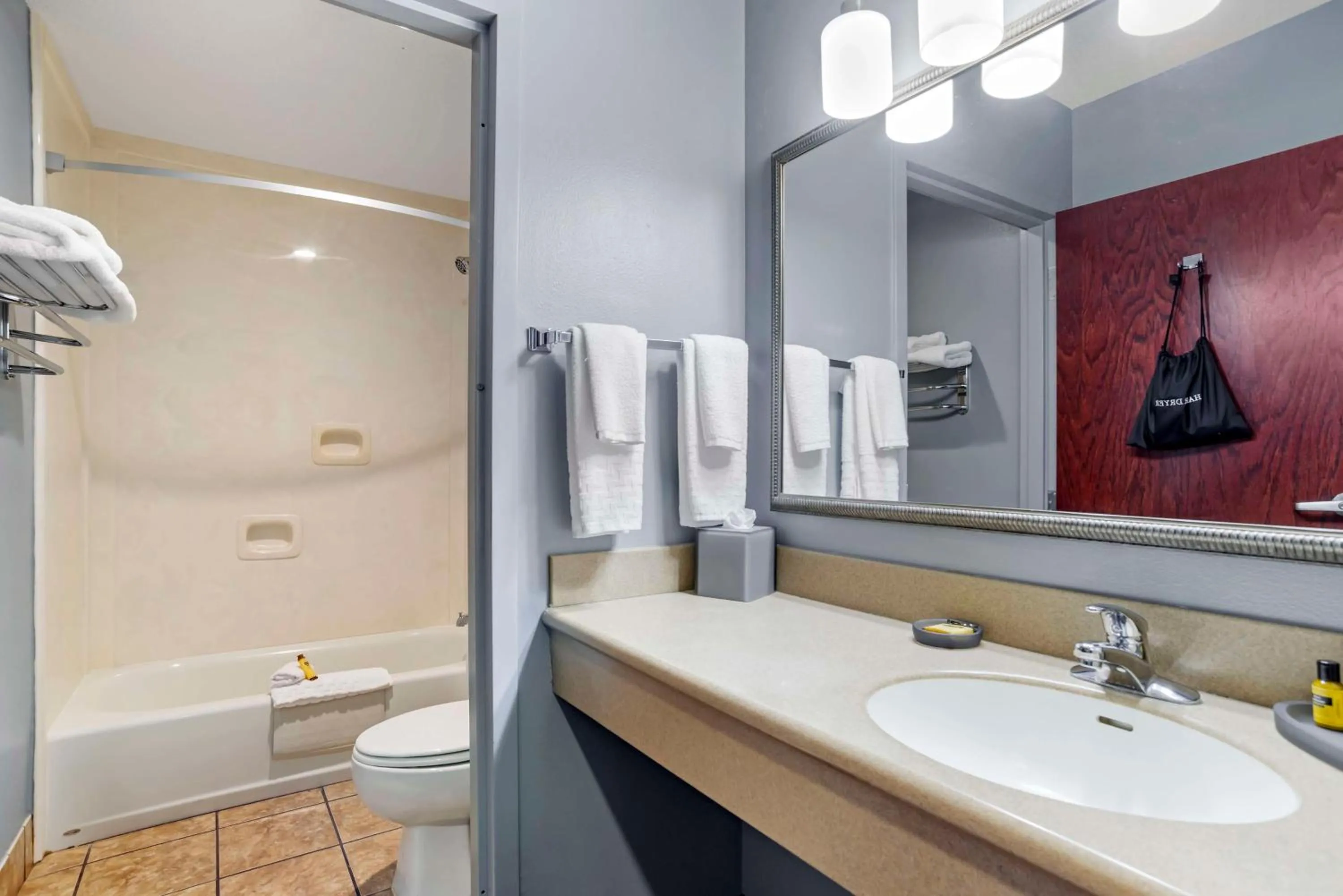 Bathroom in Best Western Plus Two Rivers Hotel & Suites