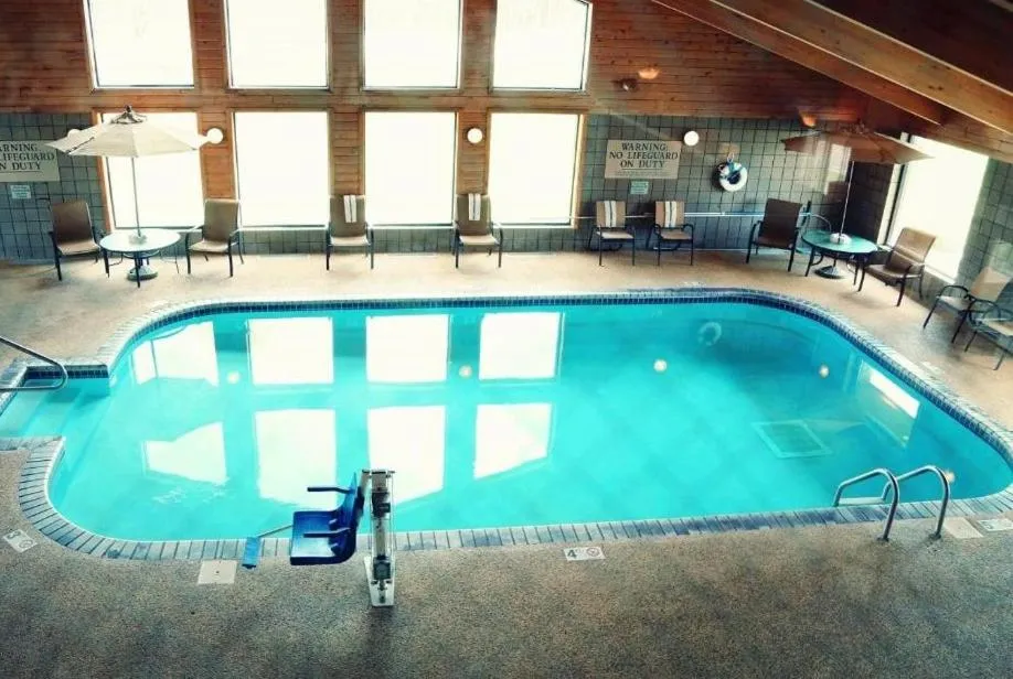 Swimming pool in AmericInn by Wyndham Wadena