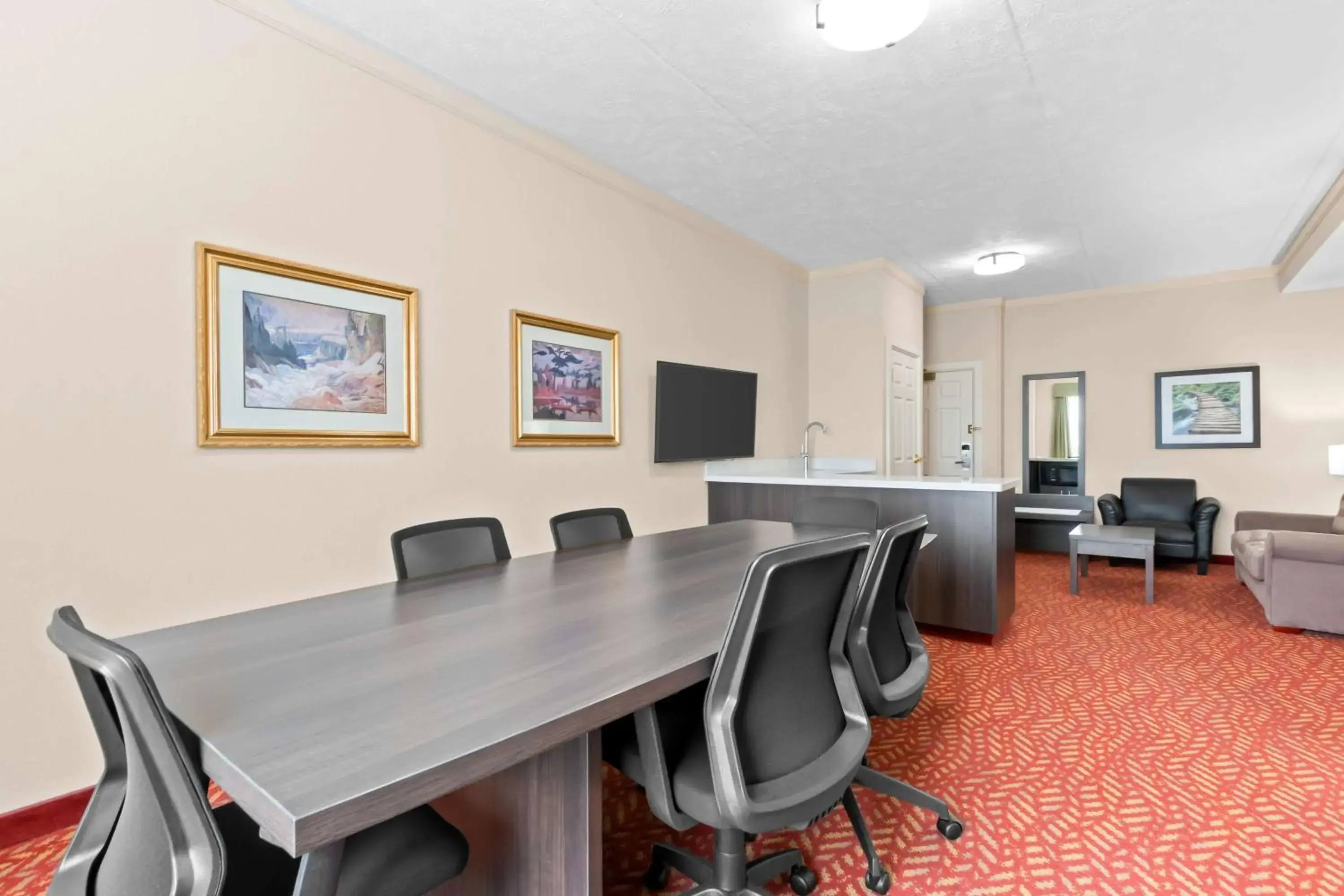 Bedroom in Best Western Inn On The Bay Bedroom in Best Western Inn On The Bay