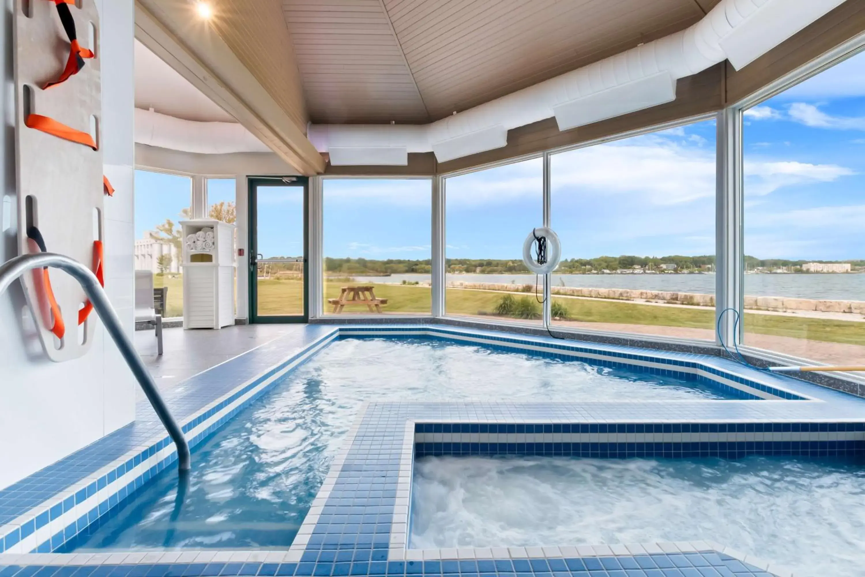 Pool view in Best Western Inn On The Bay Pool view in Best Western Inn On The Bay