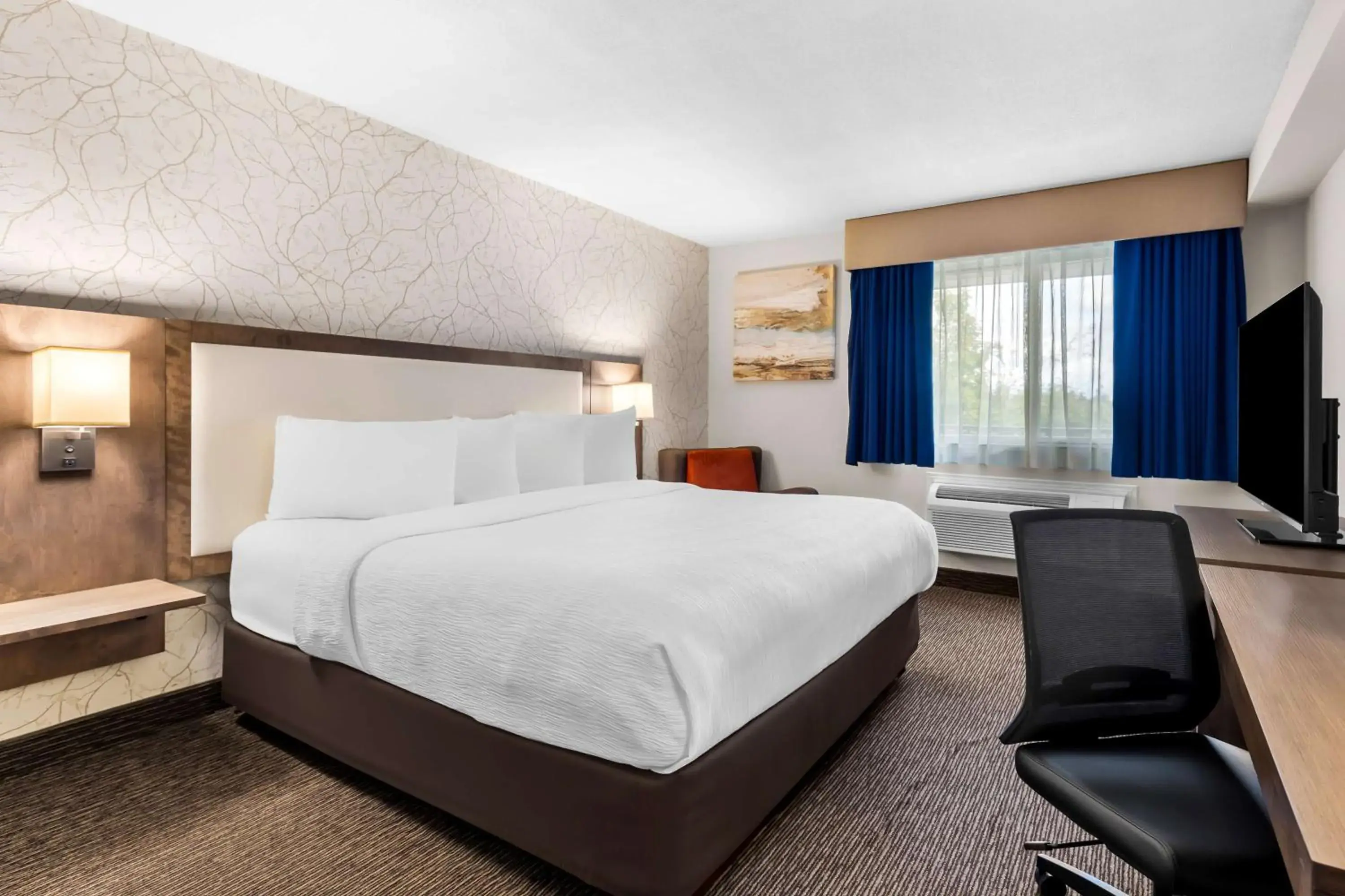 Bedroom, Bed in Best Western Halton Hills Bedroom, Bed in Best Western Halton Hills