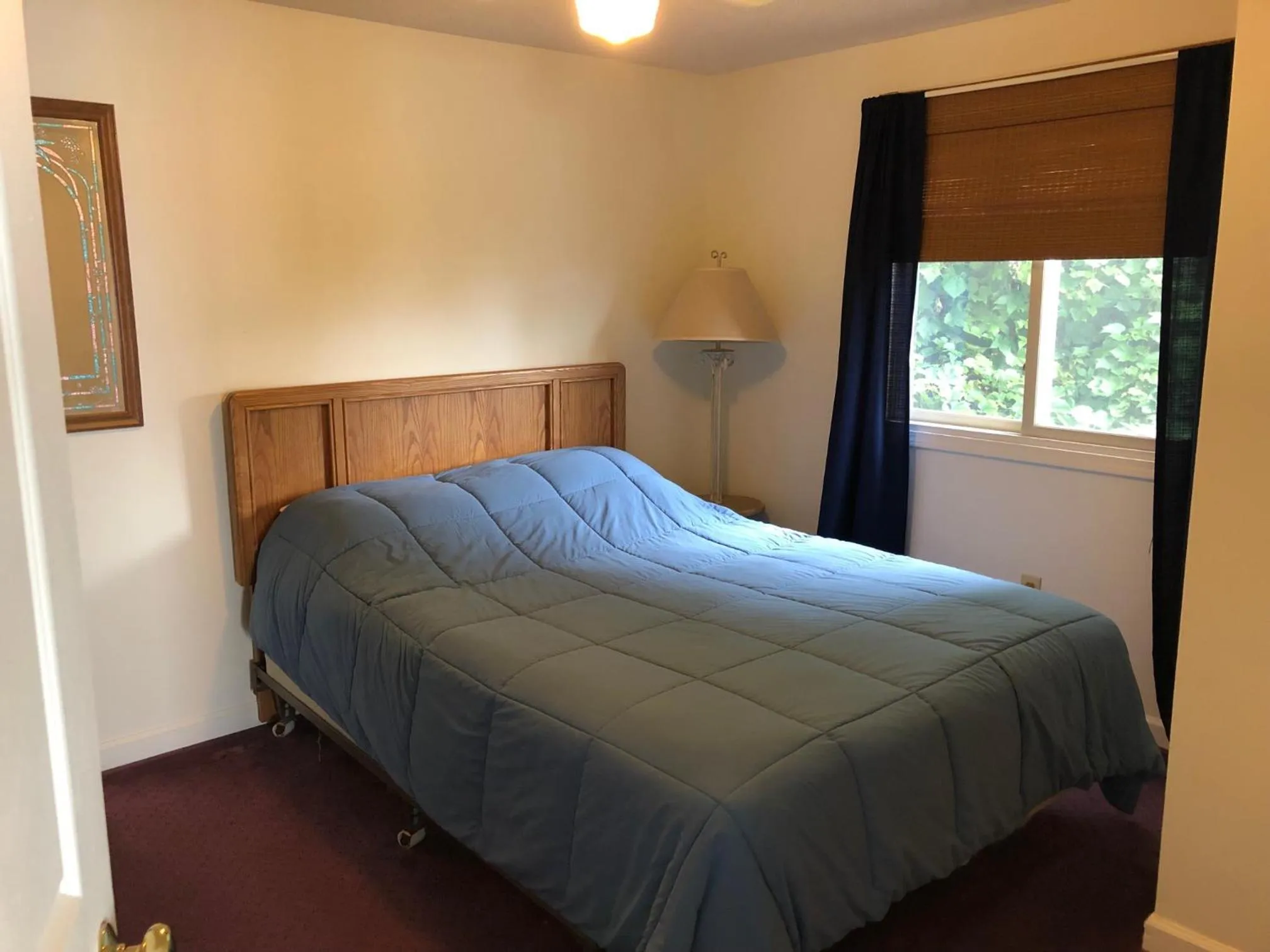 Bedroom, Bed in West Winds Motel & Cottages